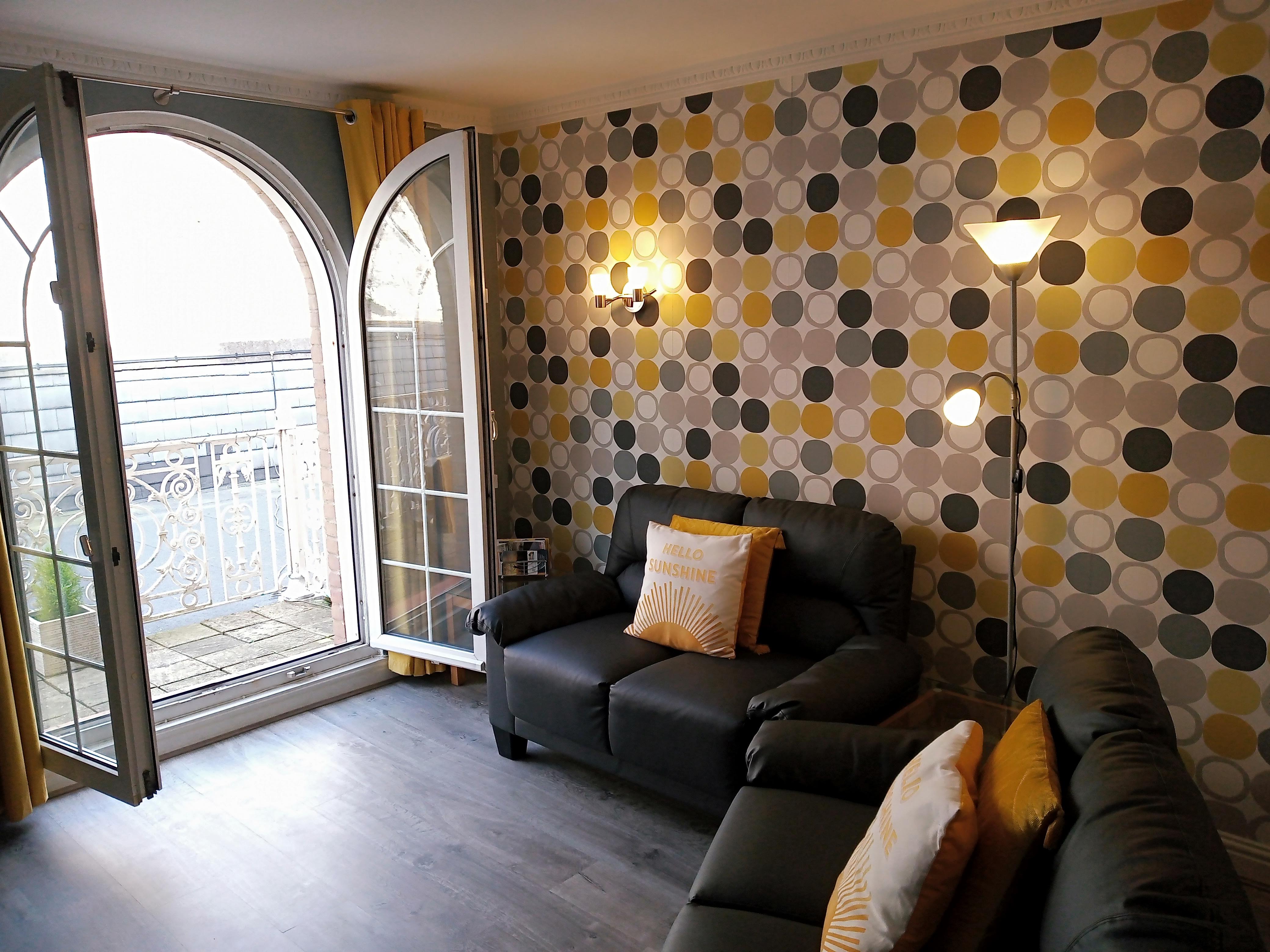 Brighton Marina Village- 1 Bed  flat with parking