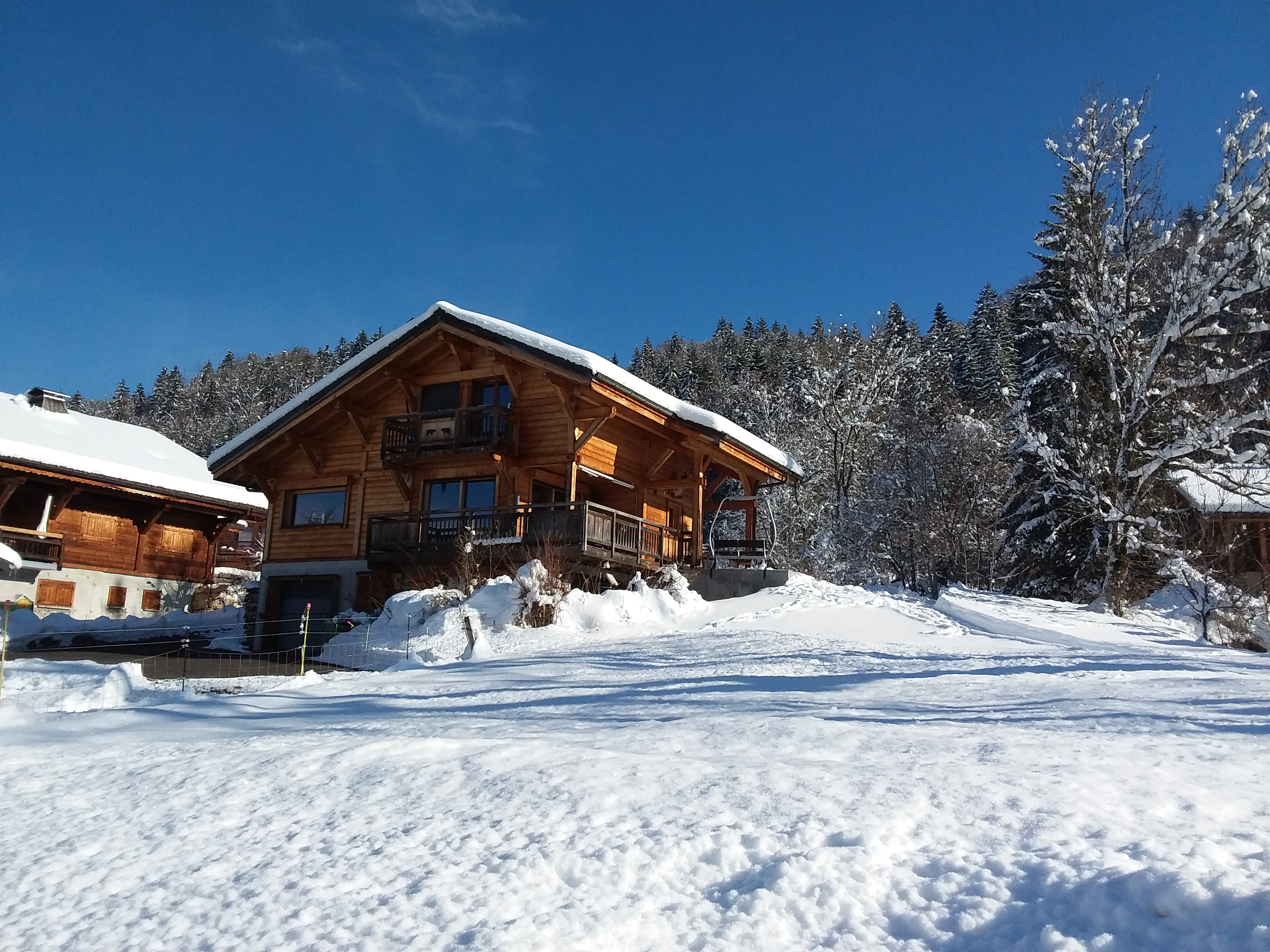 Beautiful mountain chalet in Les Carroz
