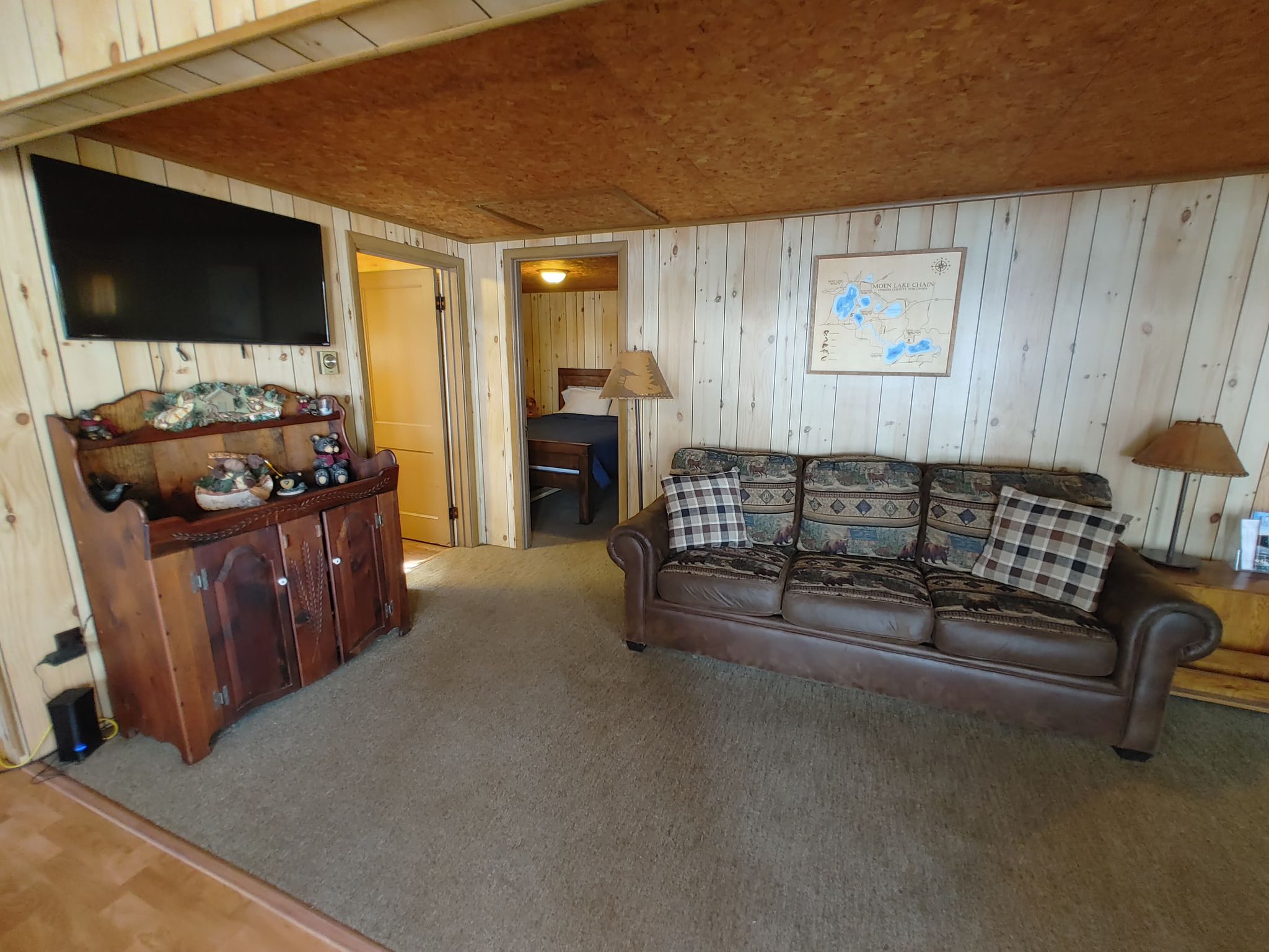 Wintergreen Cabin 1 on Moen Lake Chain Cabins for Rent in