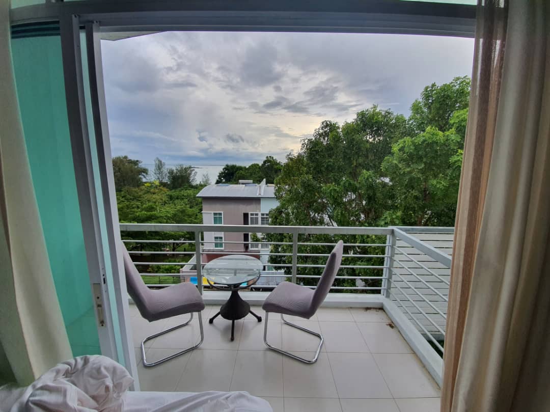 Beach Villa 2 Batu Ferringhi Sea View Shamrock Bungalows For Rent In Tanjung Bungah Pulau Pinang Malaysia