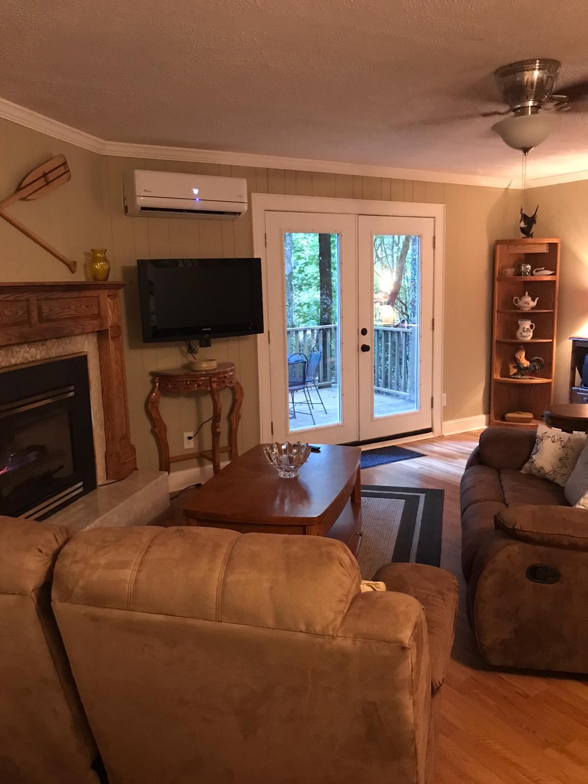 Britt Cottage Quiet & Cozy Cottages for Rent in Rosman, North