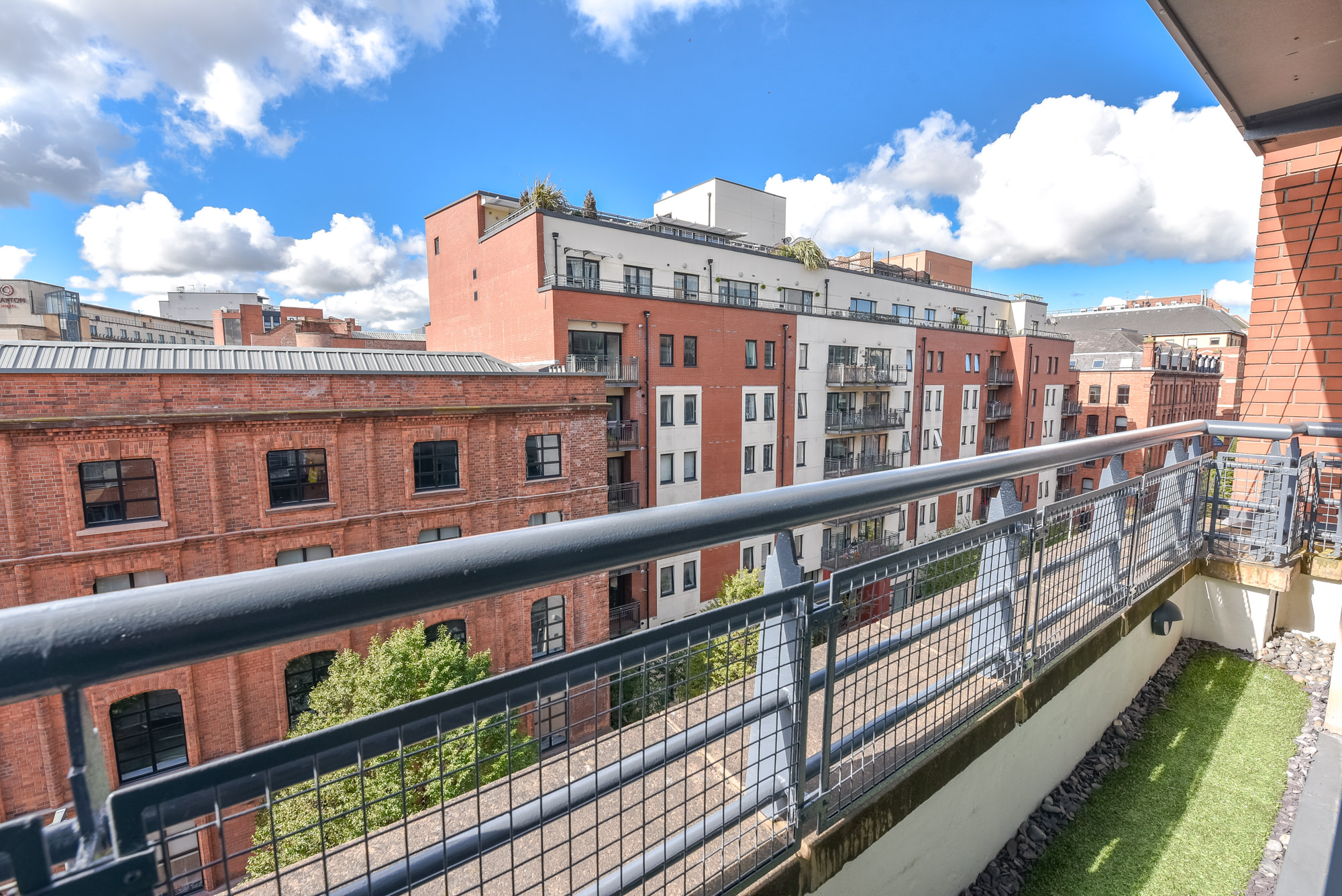 City Centre Duplex Penthouse Apartment Flats for Rent in Belfast