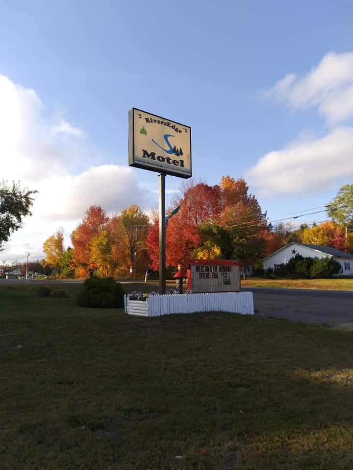 Maine, the way life should be Hotels for Rent in Medway, Maine