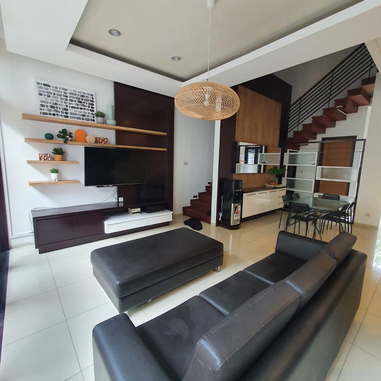 Cottonwood Villa Sutami W Netflix q Wifi Villas For Rent In Kecamatan Sukajadi Jawa Barat Indonesia