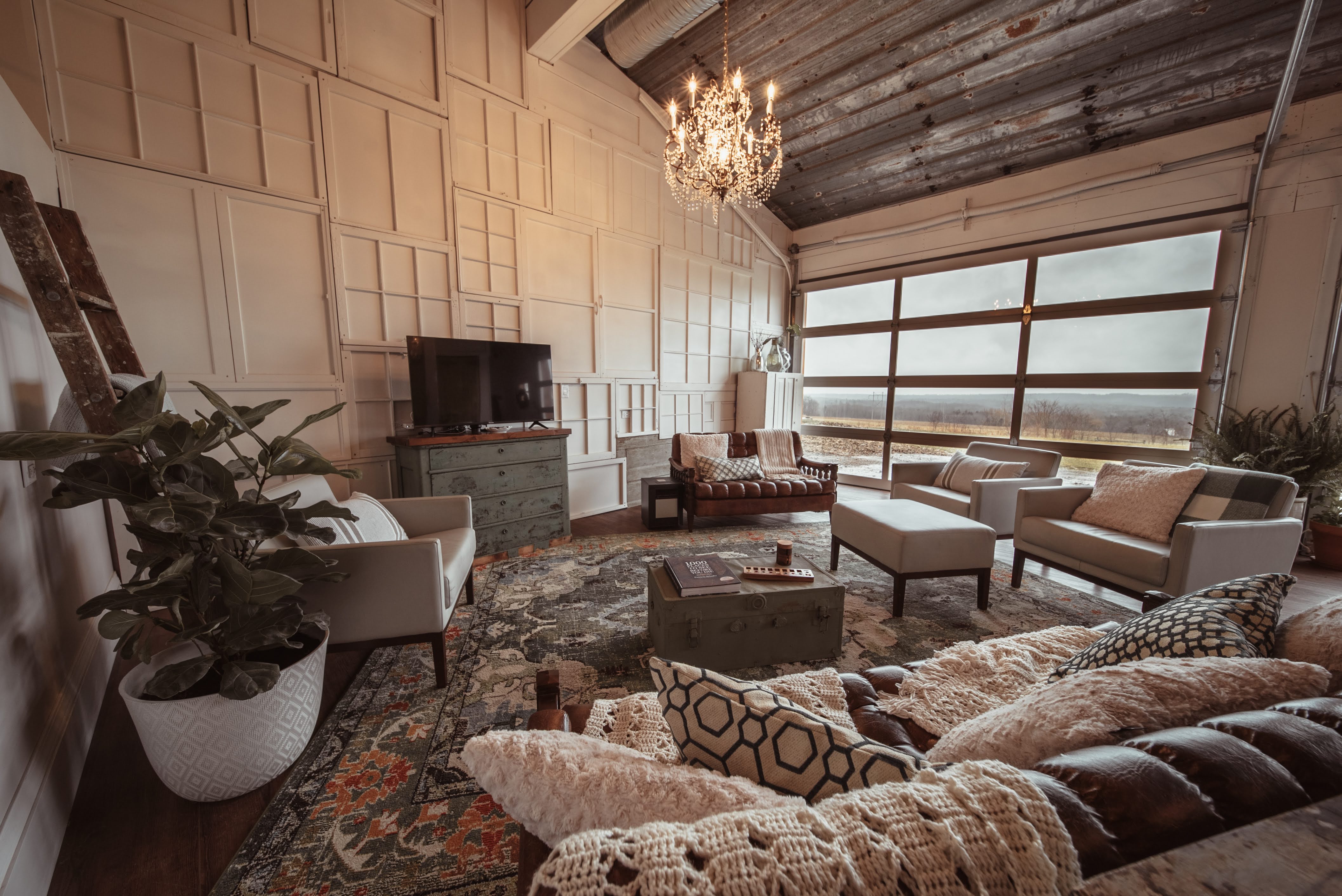 "Highbanks" the West Barn Letchworth View! Barns for Rent in Perry