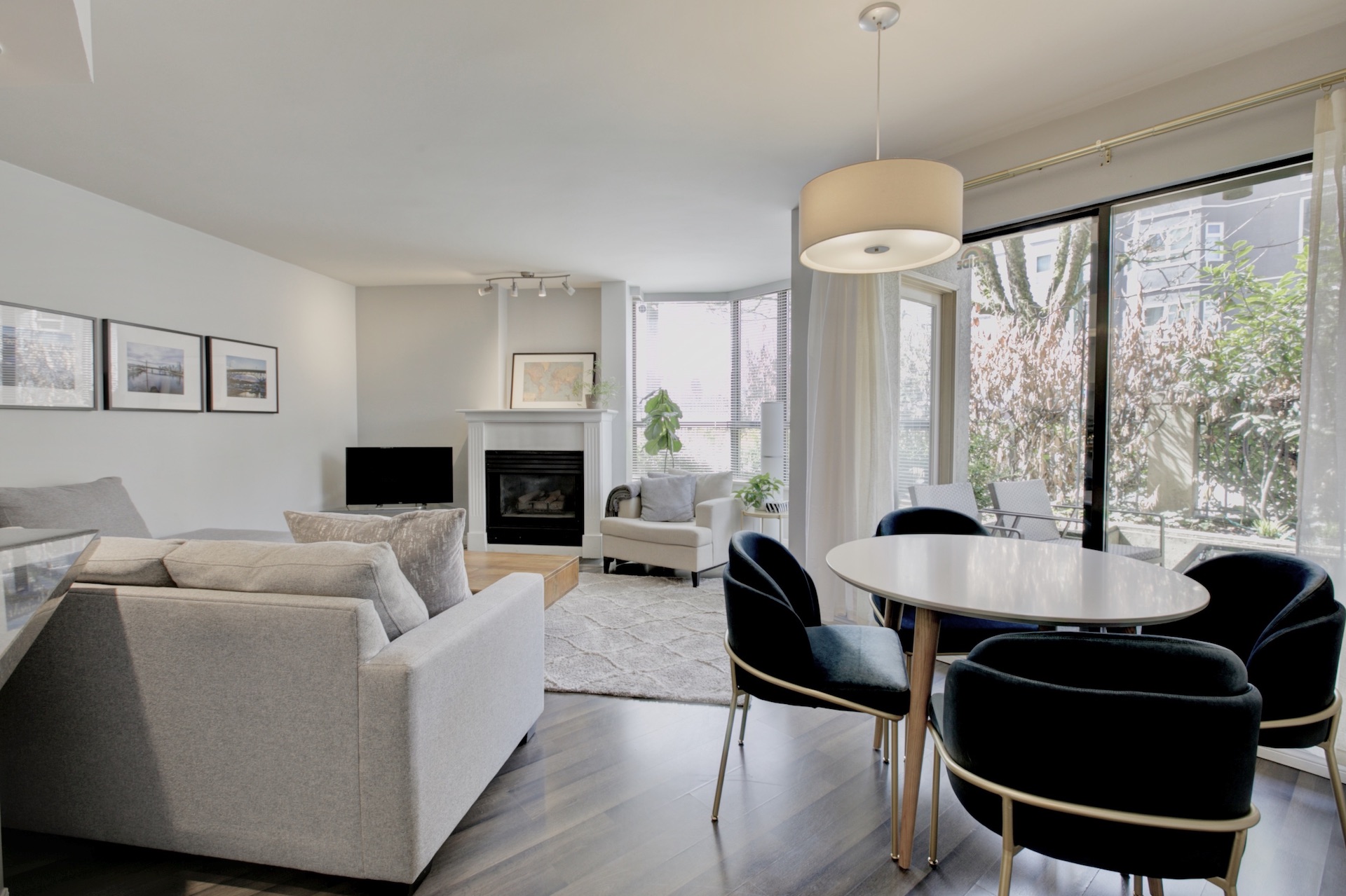 Downtown Vancouver Luxury - Eat & Beach & Shop