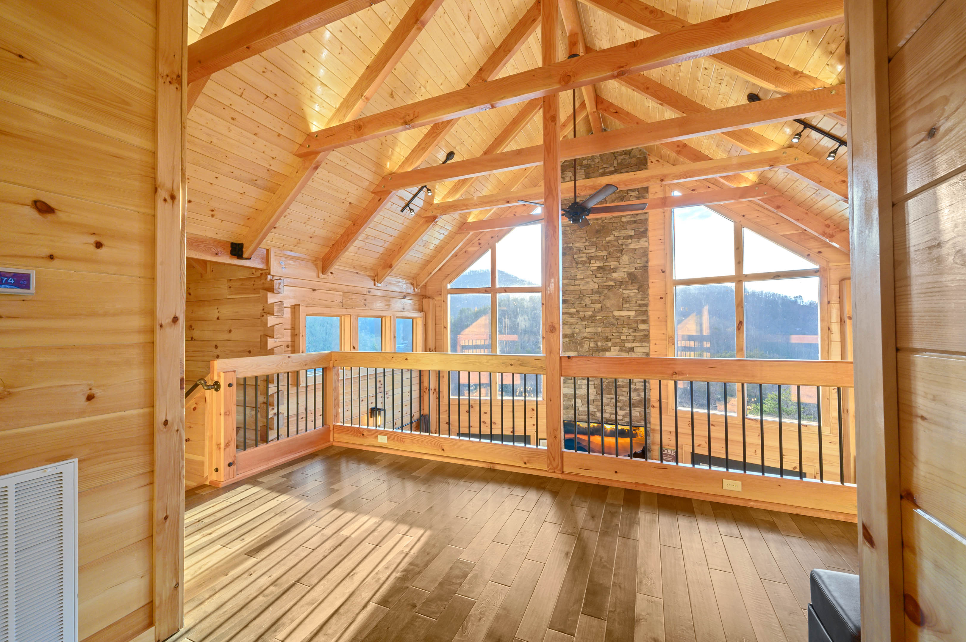 Incredible Views!!! Newly Built Luxury Lodge Cabins for Rent in