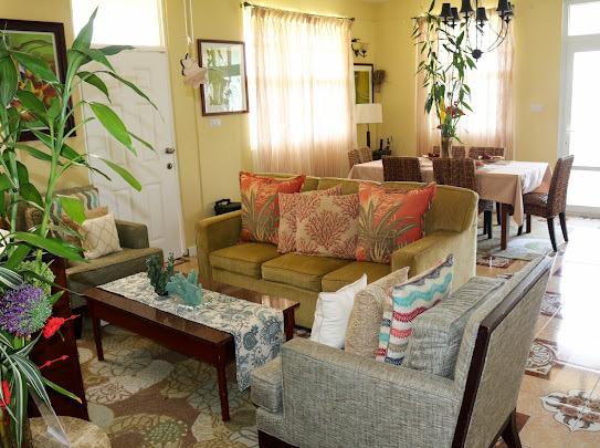 3-Bedroom/2-Bath Main House at Rainbow Hill Villa