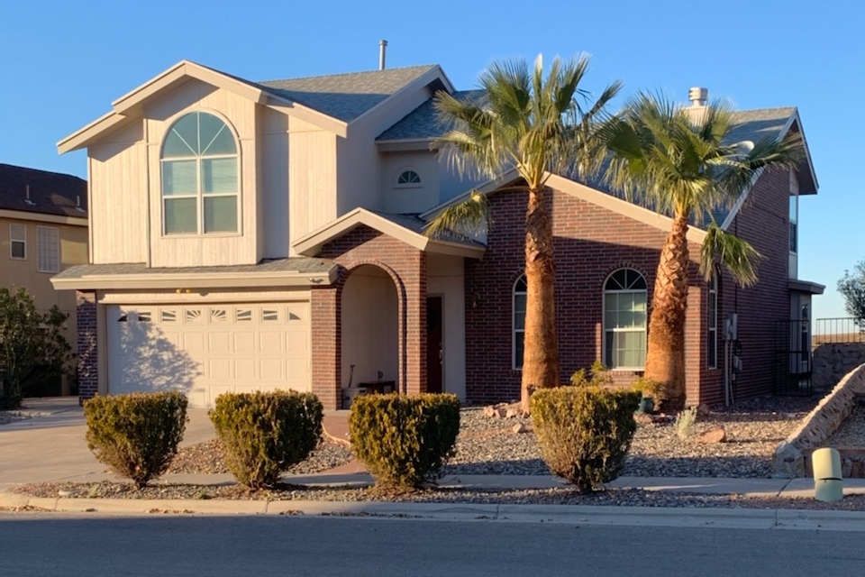 Franklin Mountain Retreat with Spectacular Views Houses for Rent in El Paso, Texas, United States