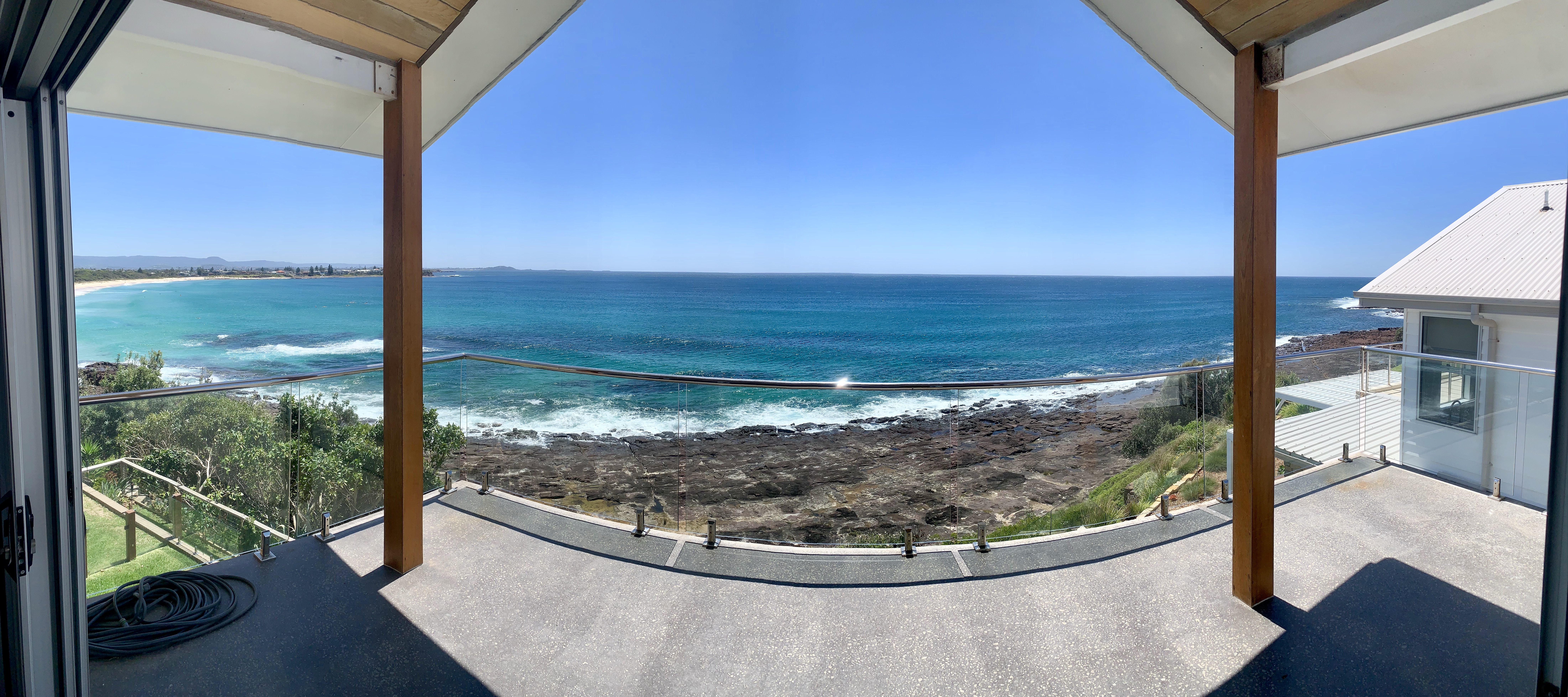 Azure Beach House Absolute Oceanfront Houses For Rent In Shellharbour
