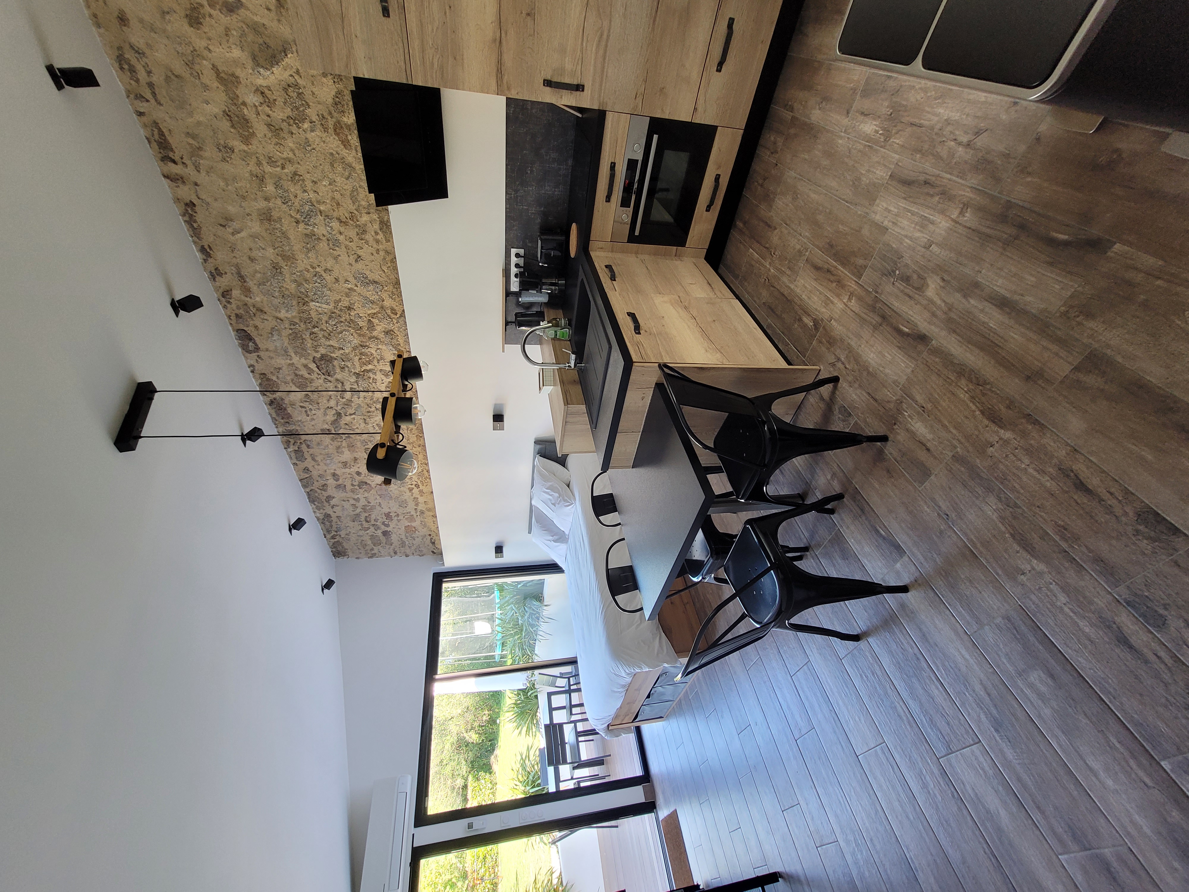 2/4/8 pers cottages with indoor heated pool