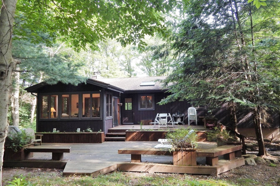 * * Great Fall Vacation Close to all Attractions