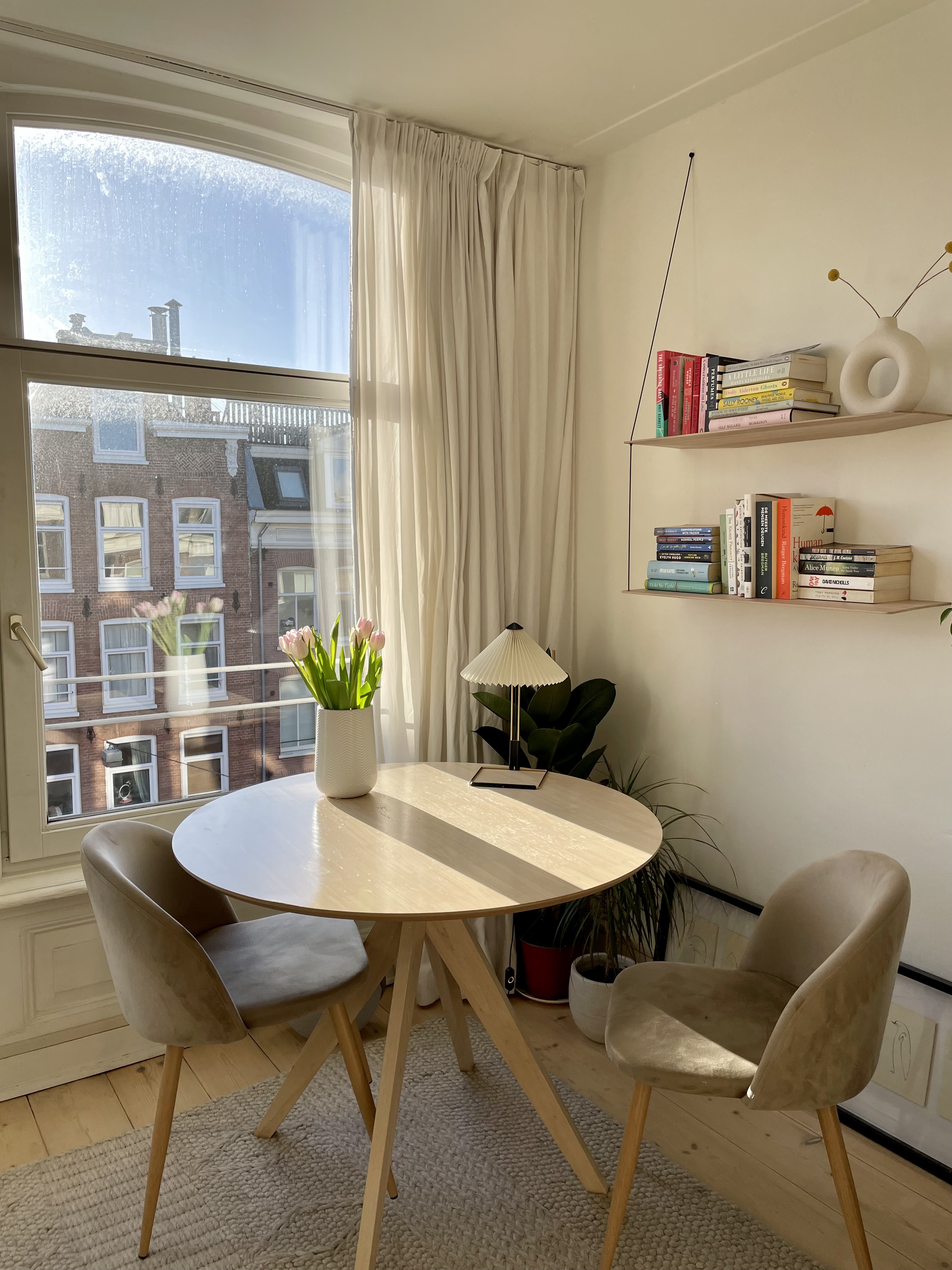 Design studio apartment in central Amsterdam — Amsterdam stay