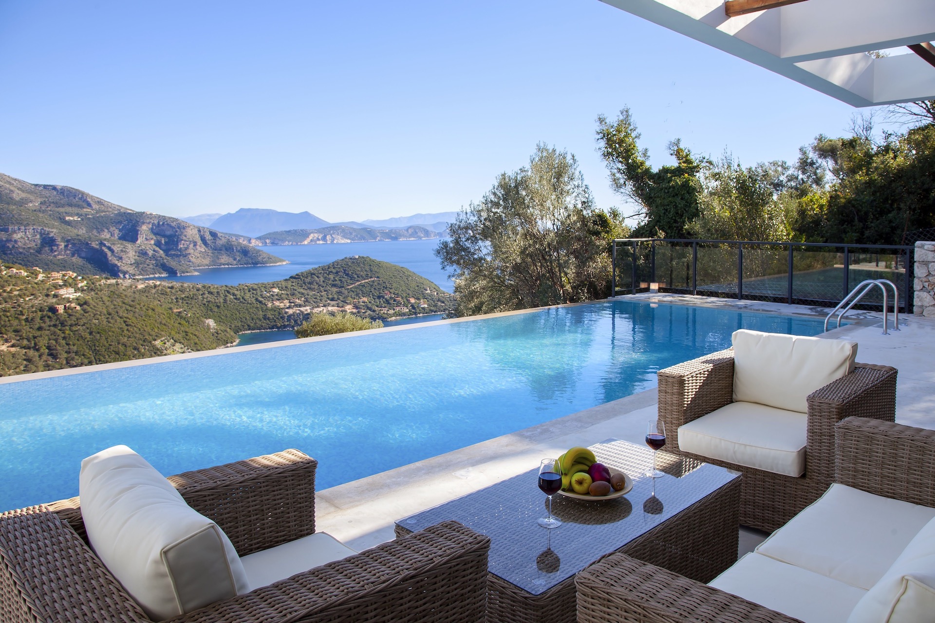 Villa Luxe with Stunnig Seaviews