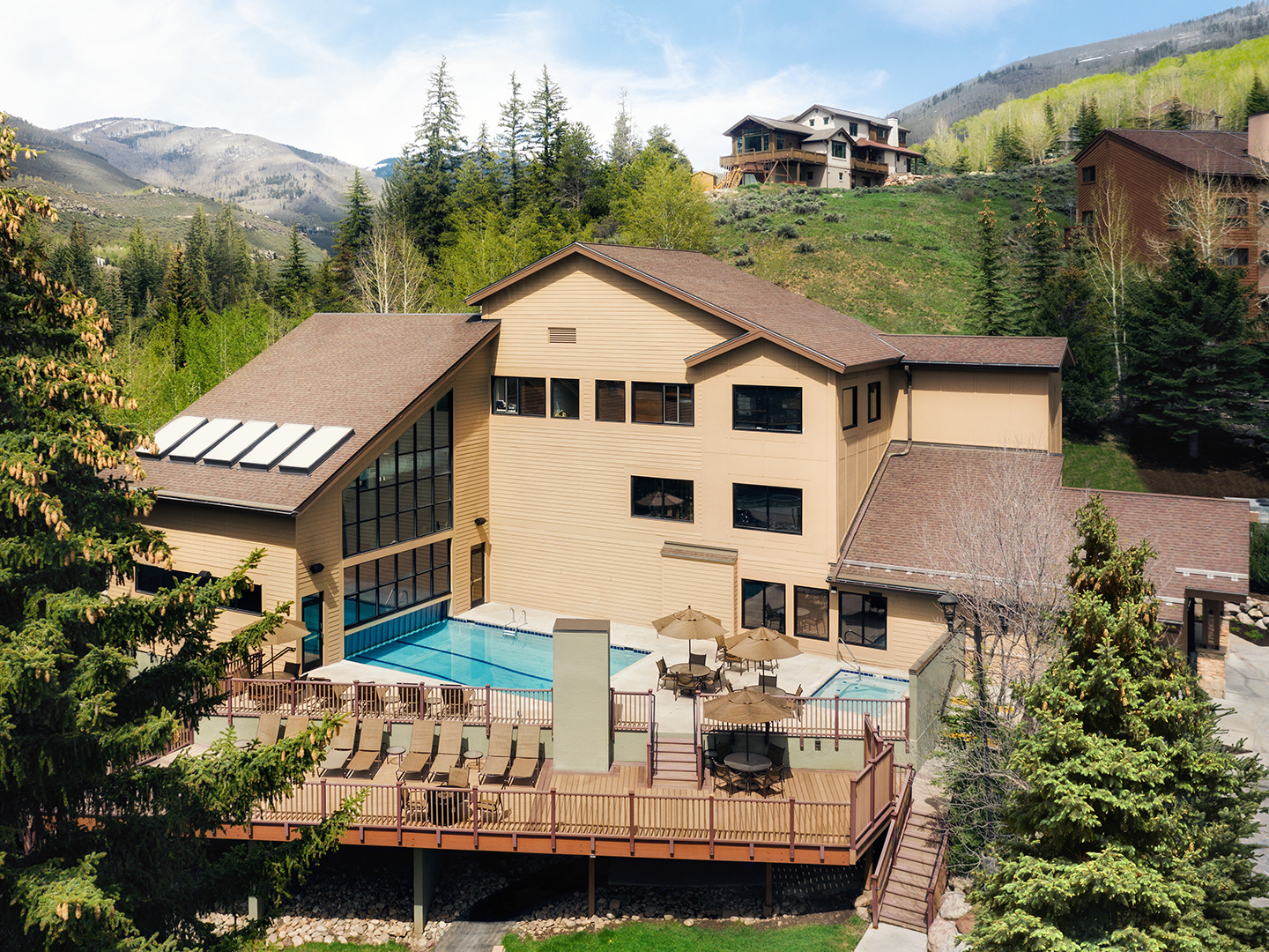 Marriott's Streamside at Vail Douglas Condominiums for Rent in Vail, Colorado, United States