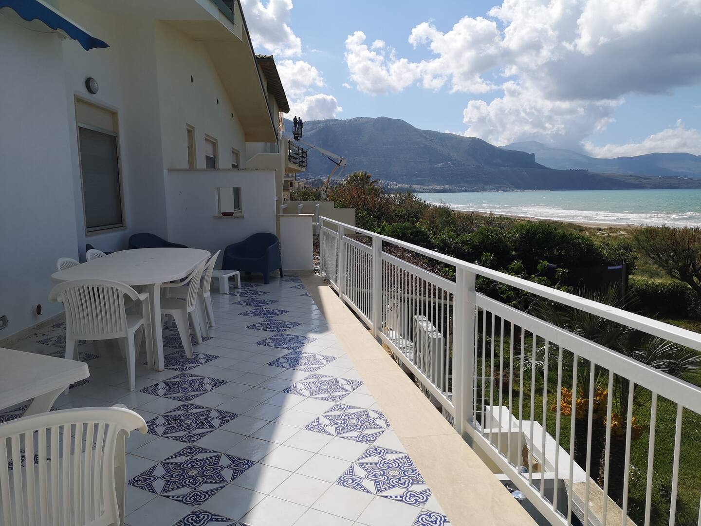 VILLA IBISCUS 1 5 meters from the beach