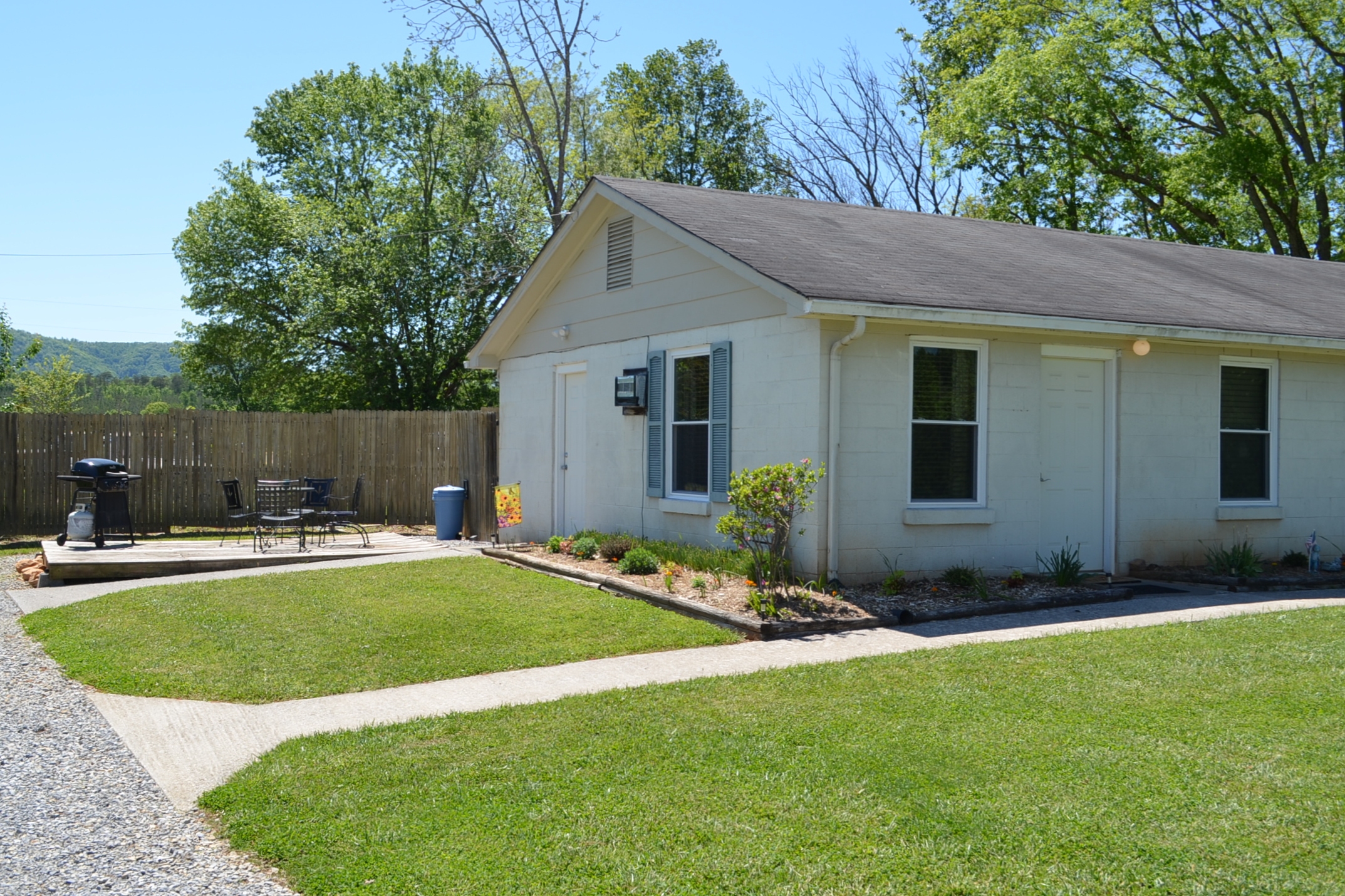 Pike's Getaway in beautiful Montvale Guesthouses for Rent in Montvale