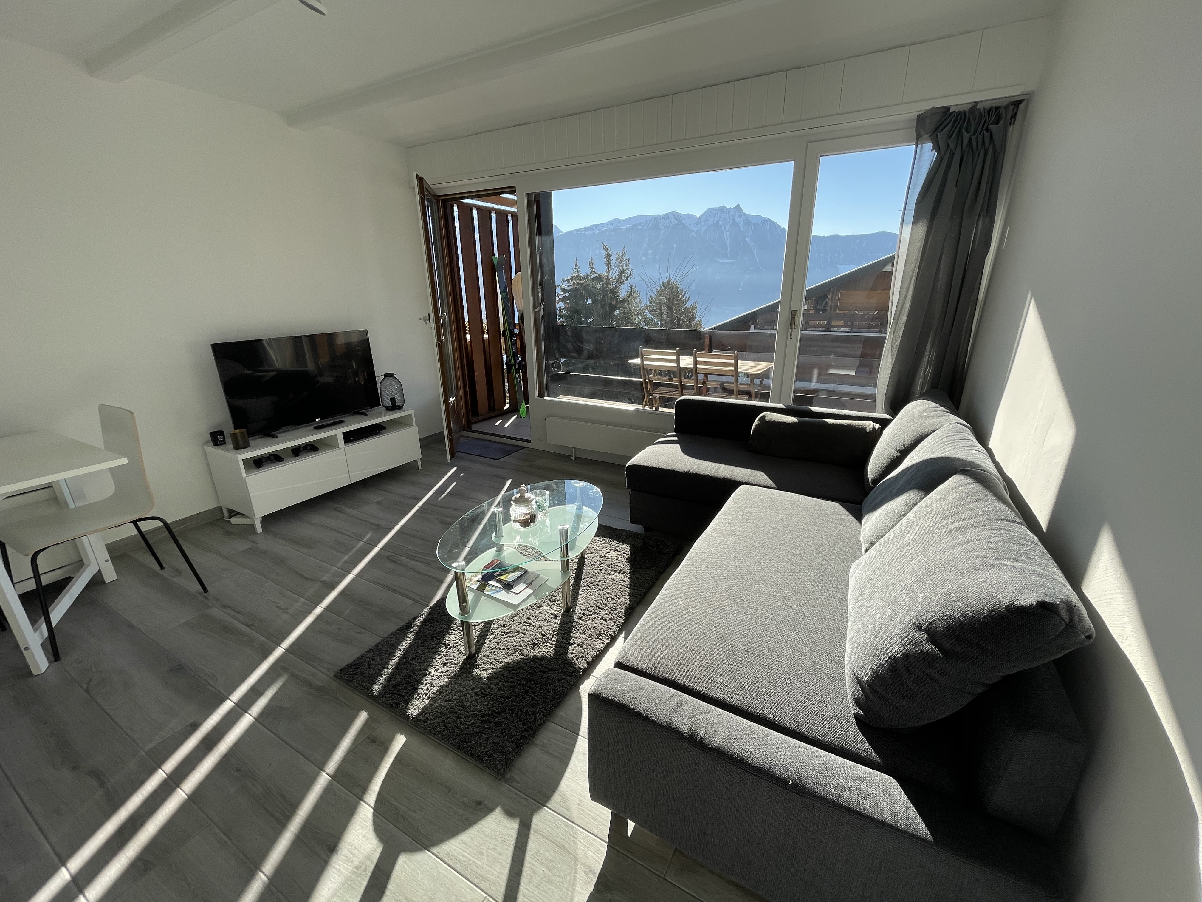 Beautiful renovated studio 5 minutes from the slopes