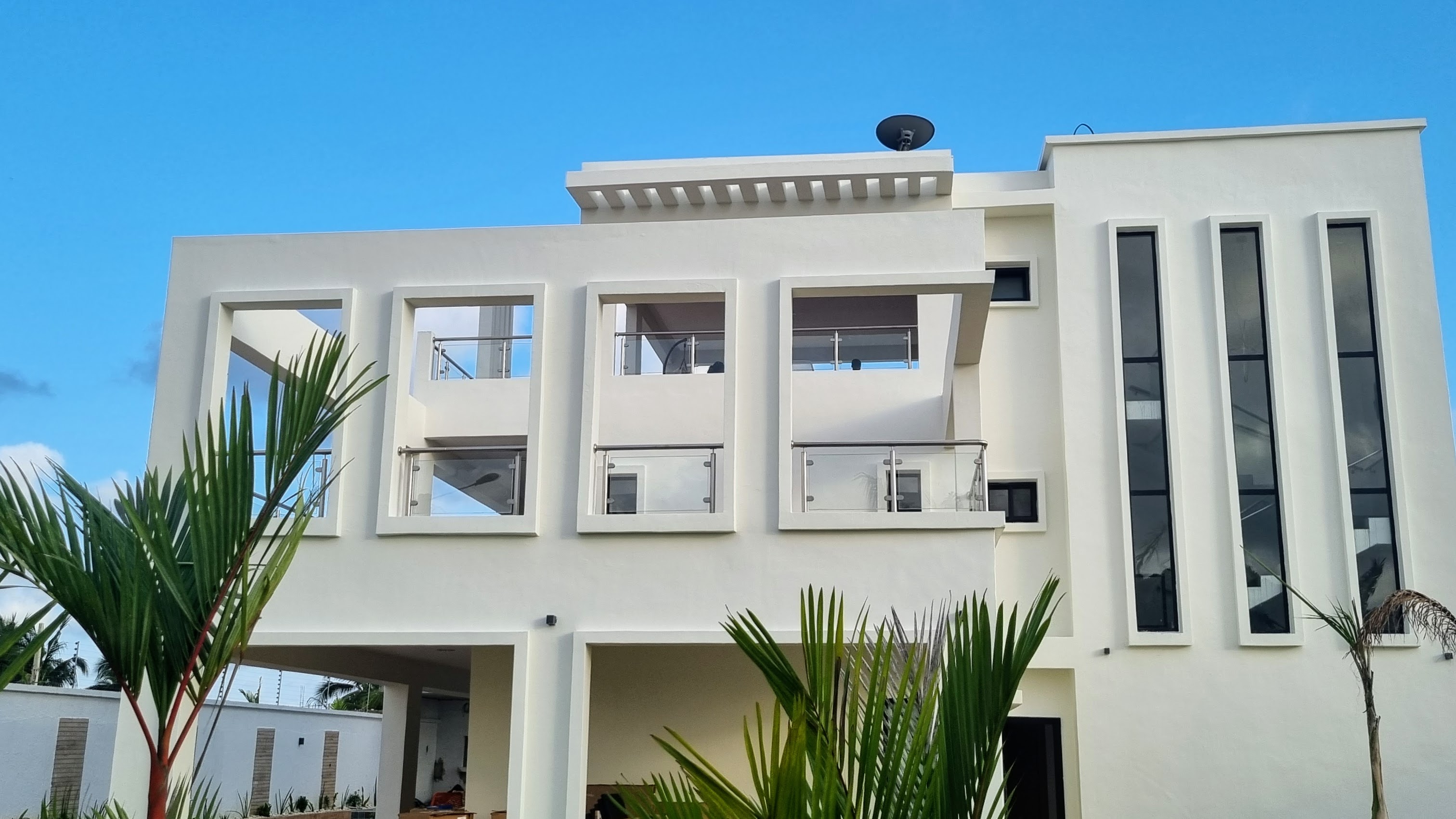Villa Bolati avec piscine, jacuzzi, jardin, vue