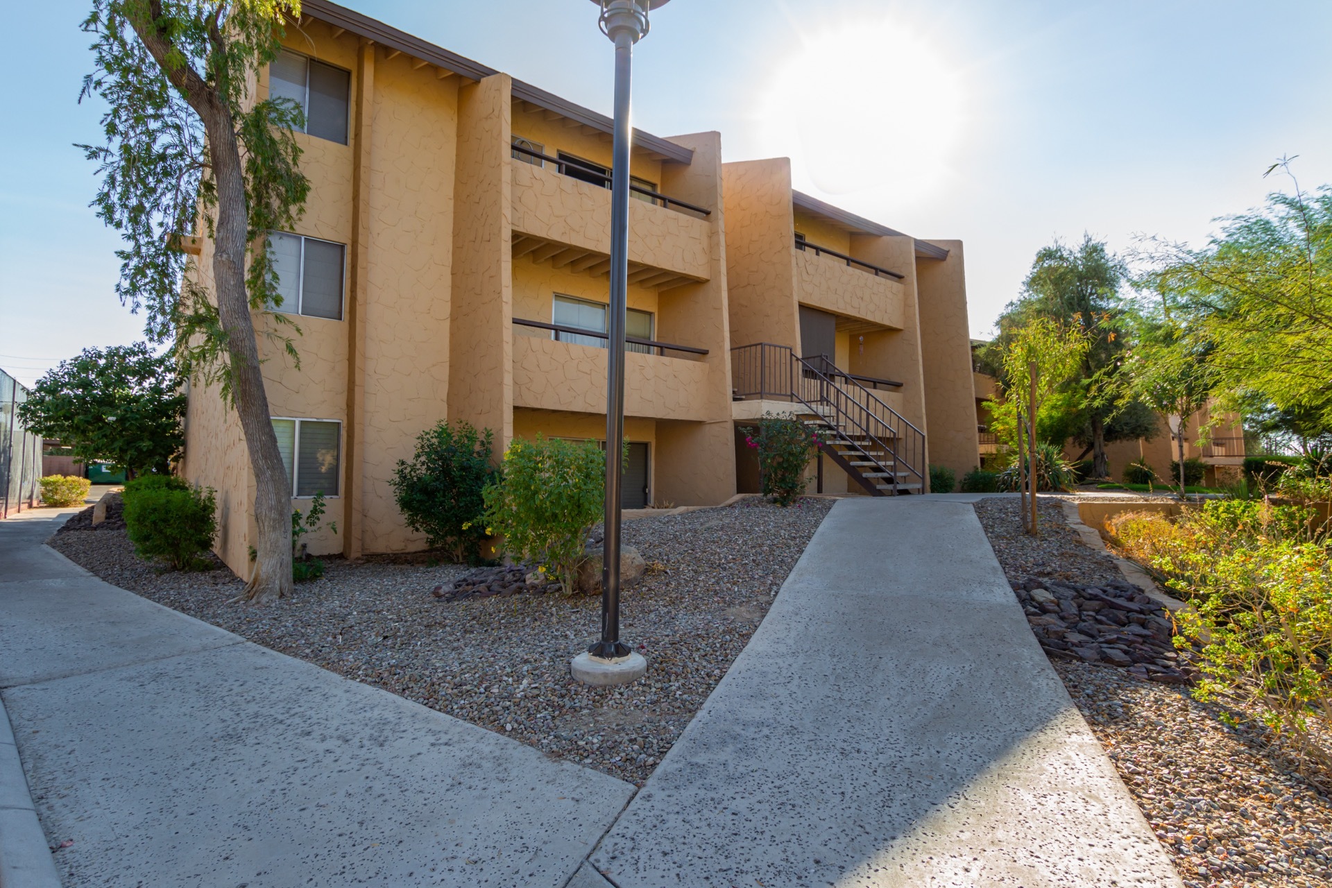 Condo living near Old Town Scottsdale Condominiums for Rent in