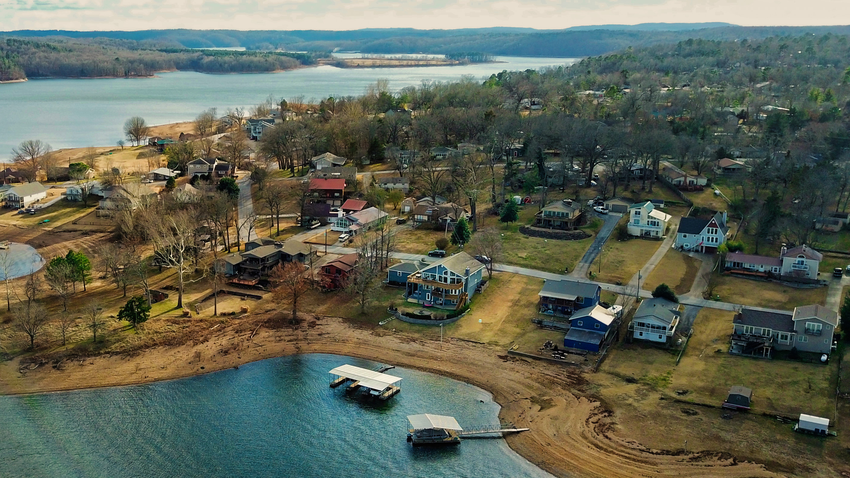Lakeshore Landing Beaver Lake Getaway Houses for Rent in Rogers