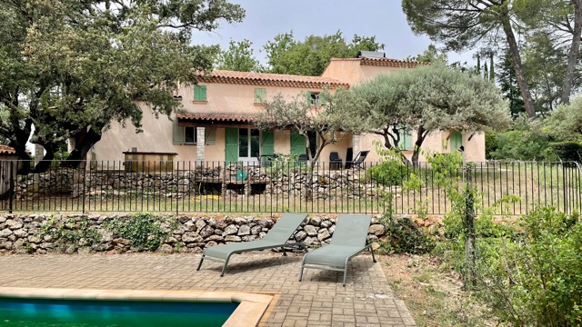 Charming country house in Cotignac Provence-France