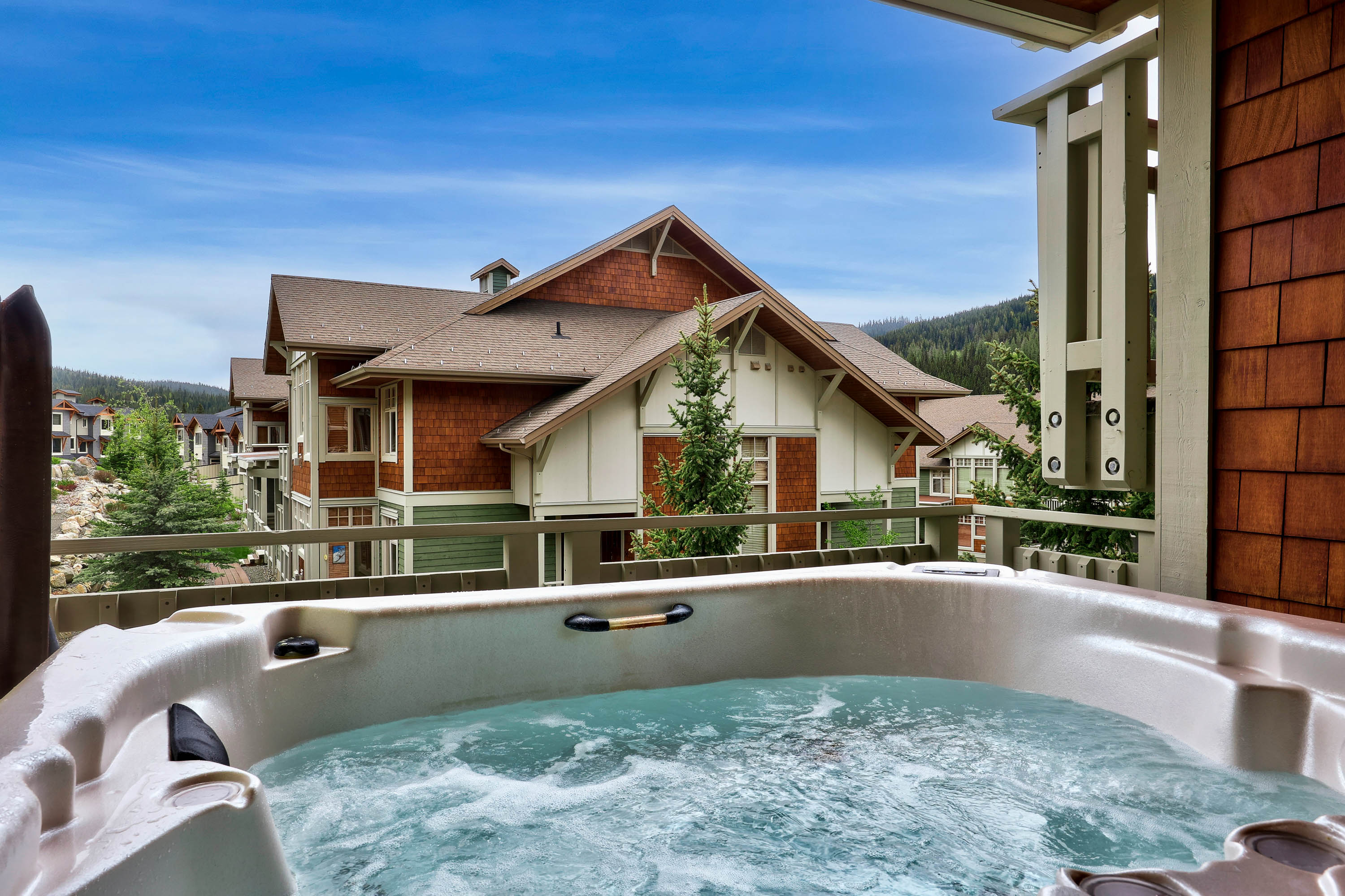 Warm & Cozy True Ski-In/Ski-Out Entire Condo!