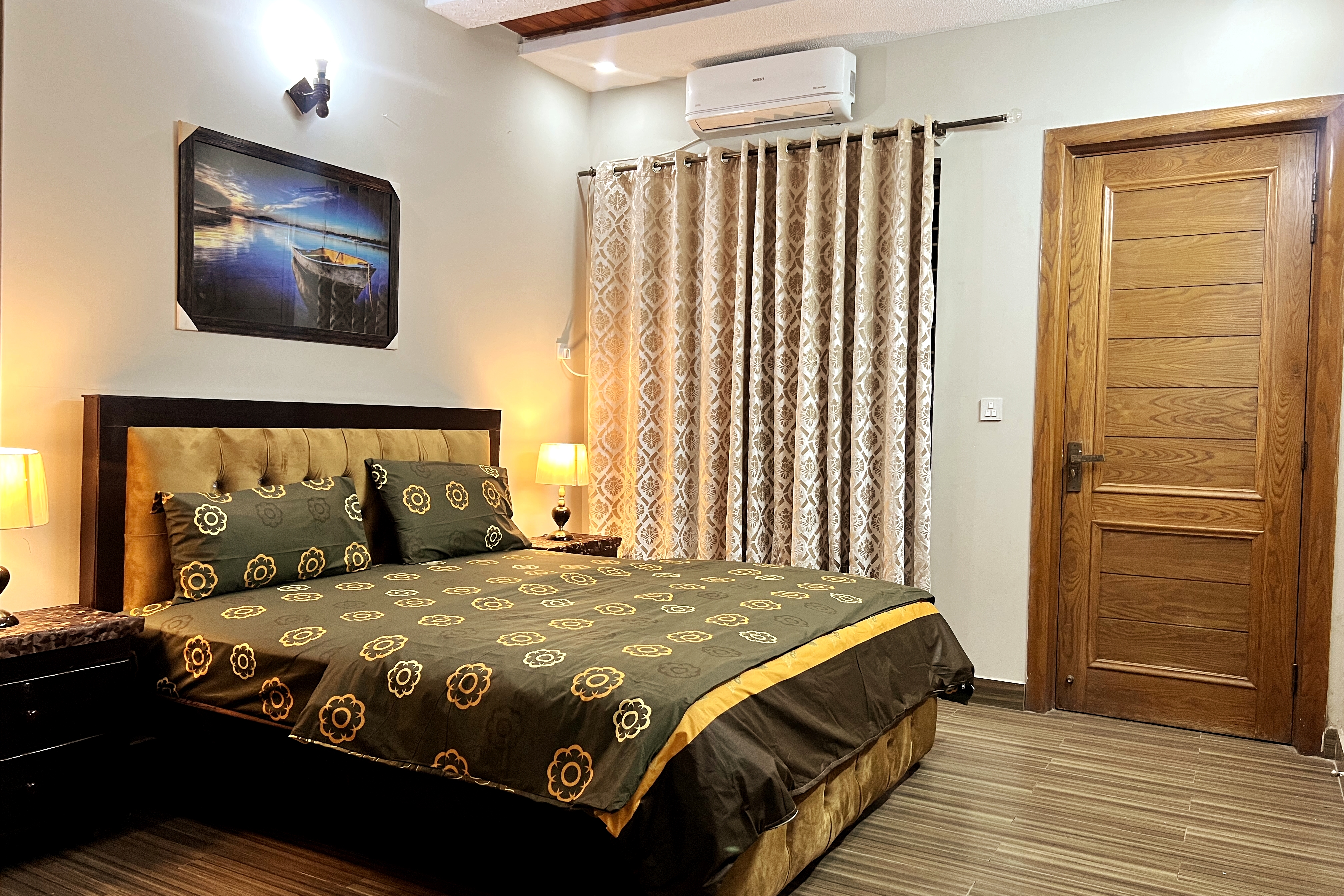 Family 2BHK g Separate/Private Ground Portion