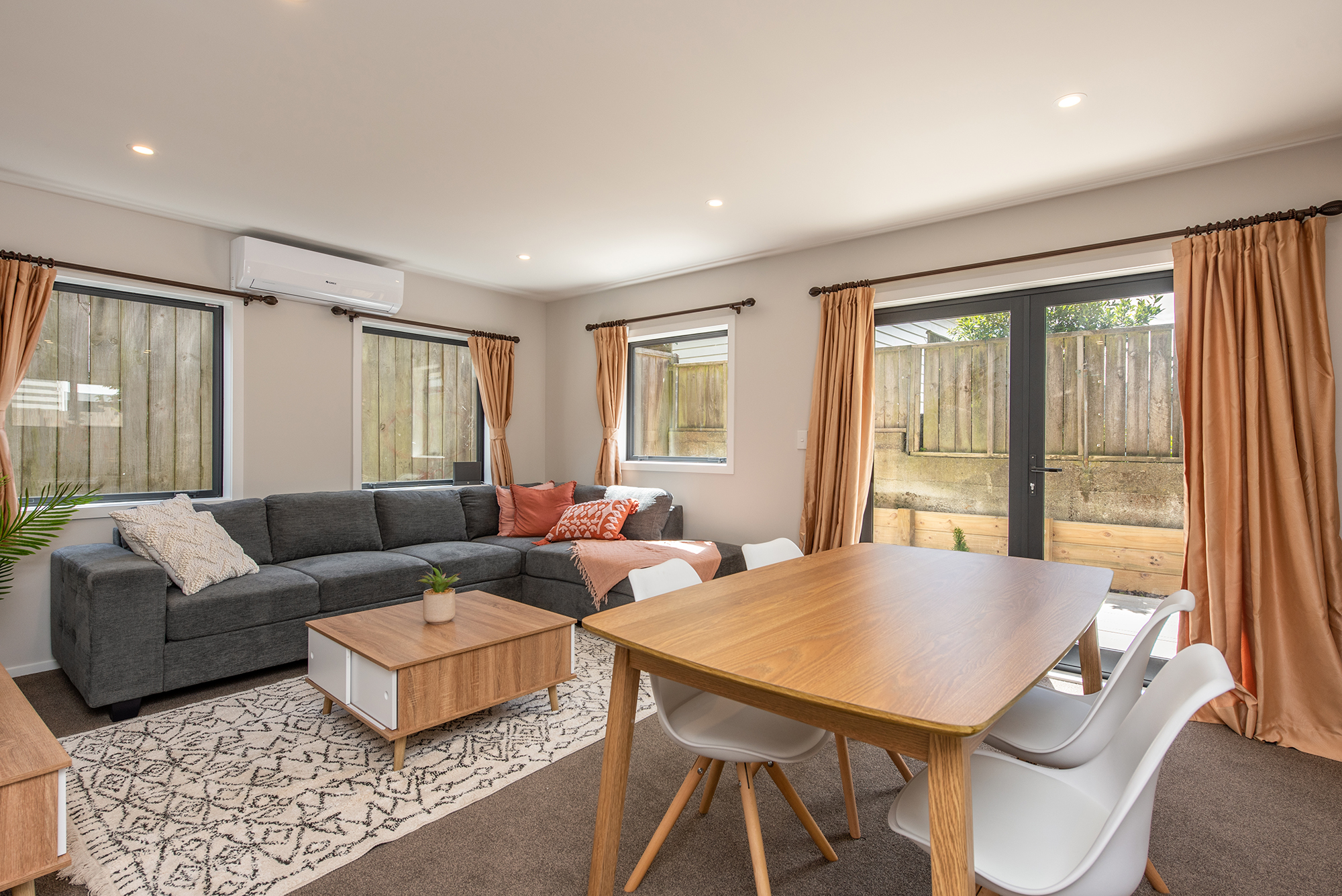  Airbnb Wellington Apartments Near Me