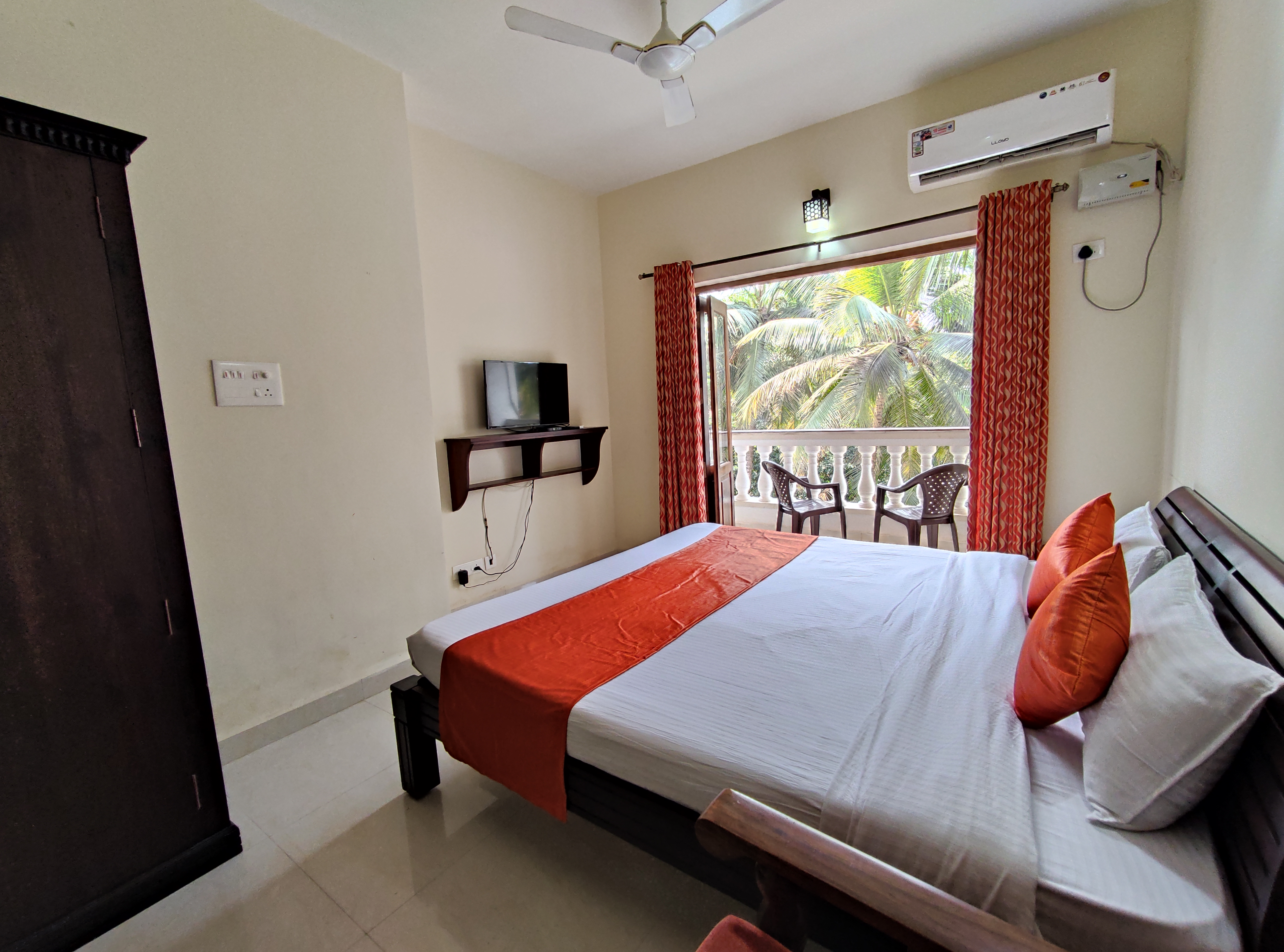 AC Apartment in Goa with Kitchenette