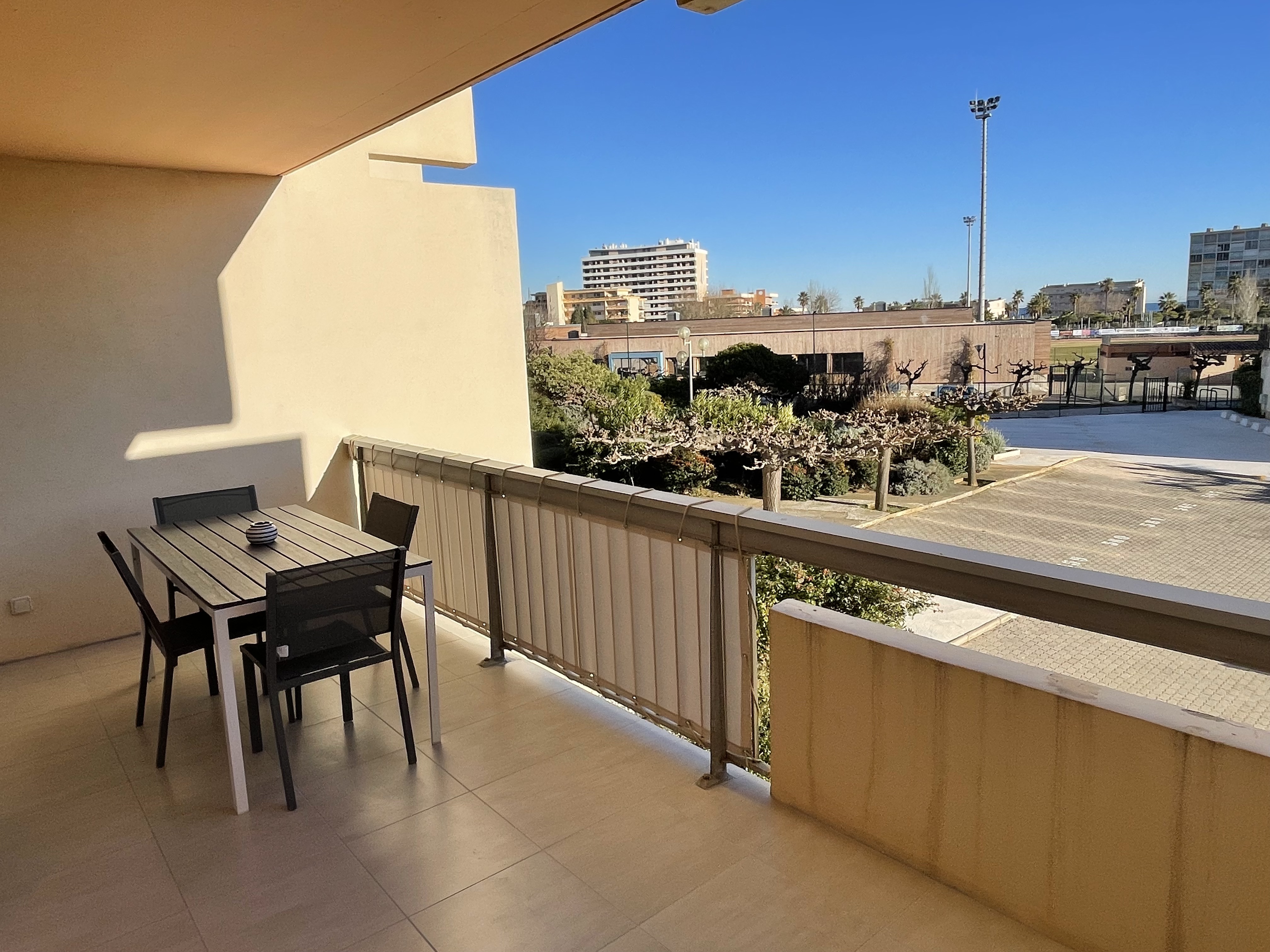 T2 Air-conditioned near beach & small sea view 3*