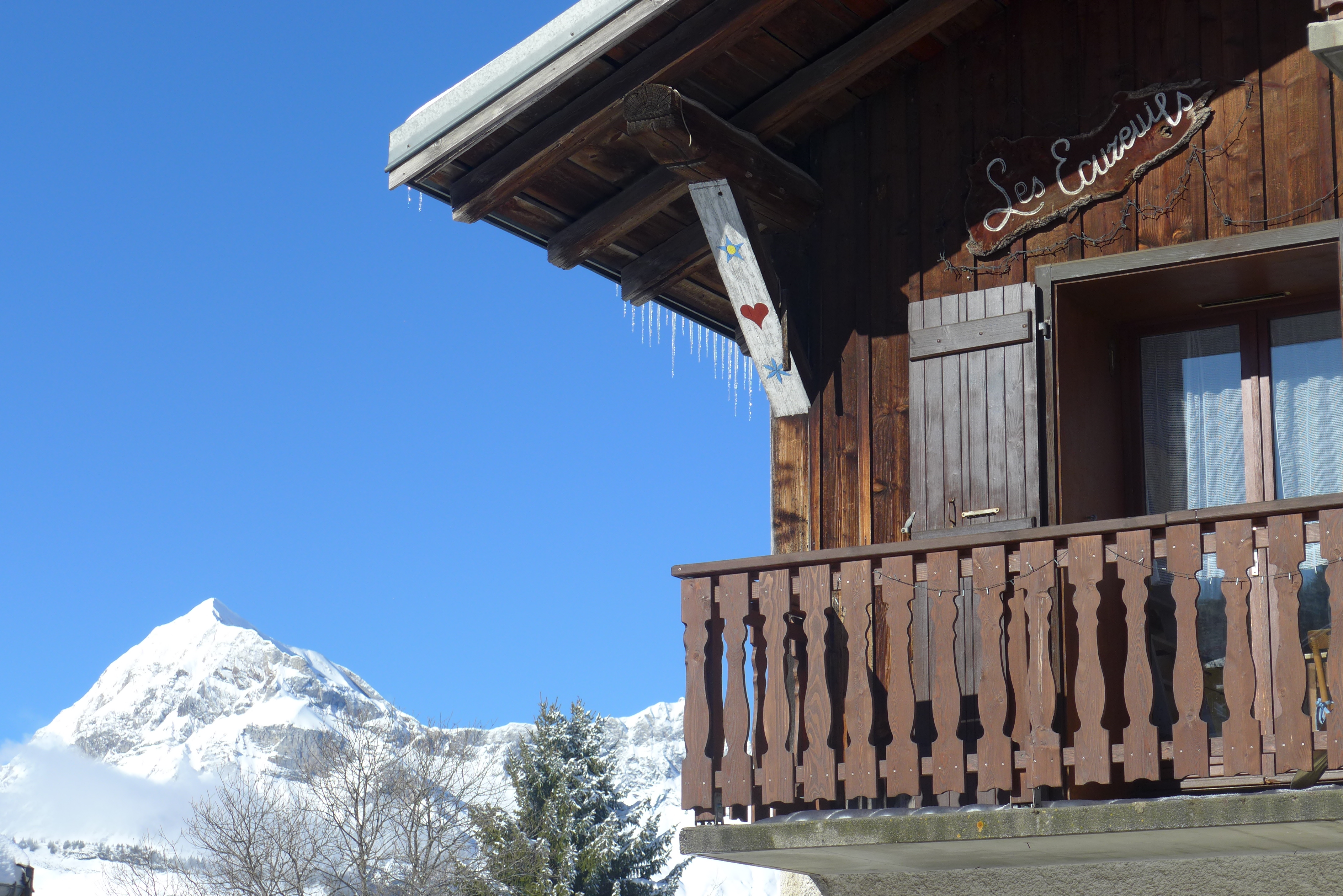 Crest-Voland (Savoie 1230m) , village center