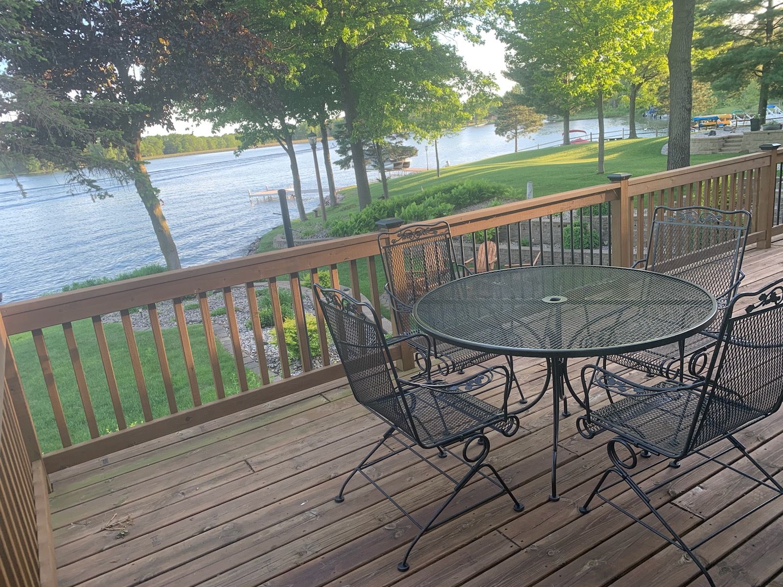 Lakefront Getaway on Lake Camelot Houses for Rent in Nekoosa