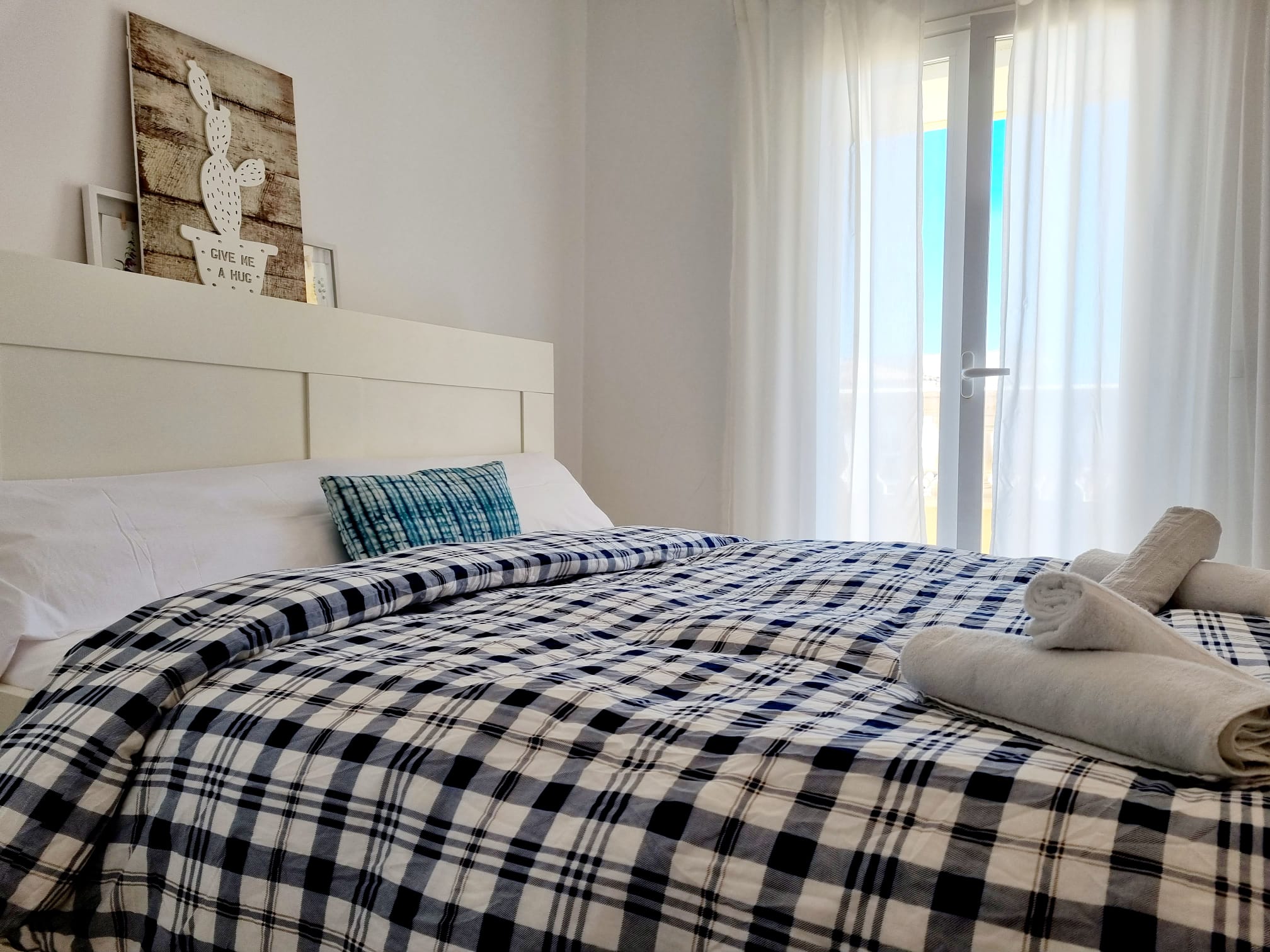 Mallorca 2 Bed Seaside Apartment, Rooftop Terrace