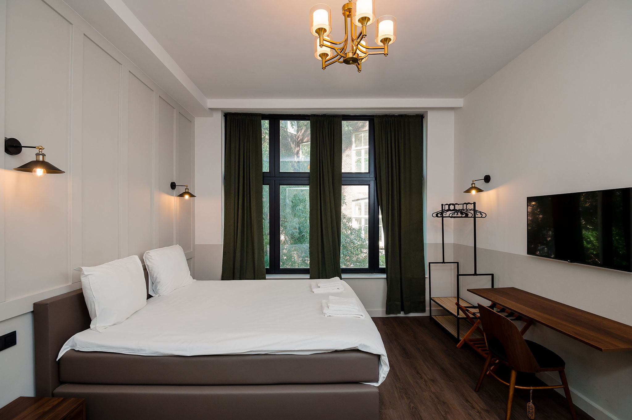 Mr.Lewis Rotterdam - Junior Suite — Rotterdam stay