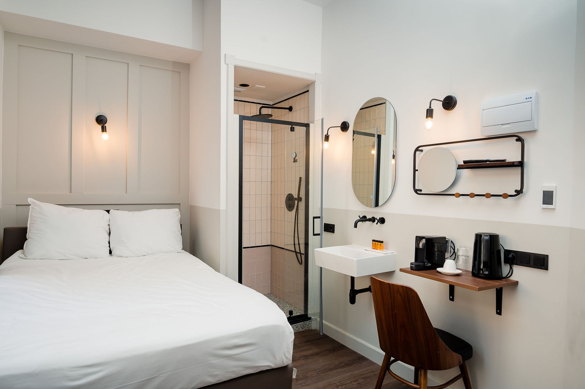 Kamer 7 Rotterdam · Kamer 7 Rotterdam · Kamer 7... — Rotterdam stay