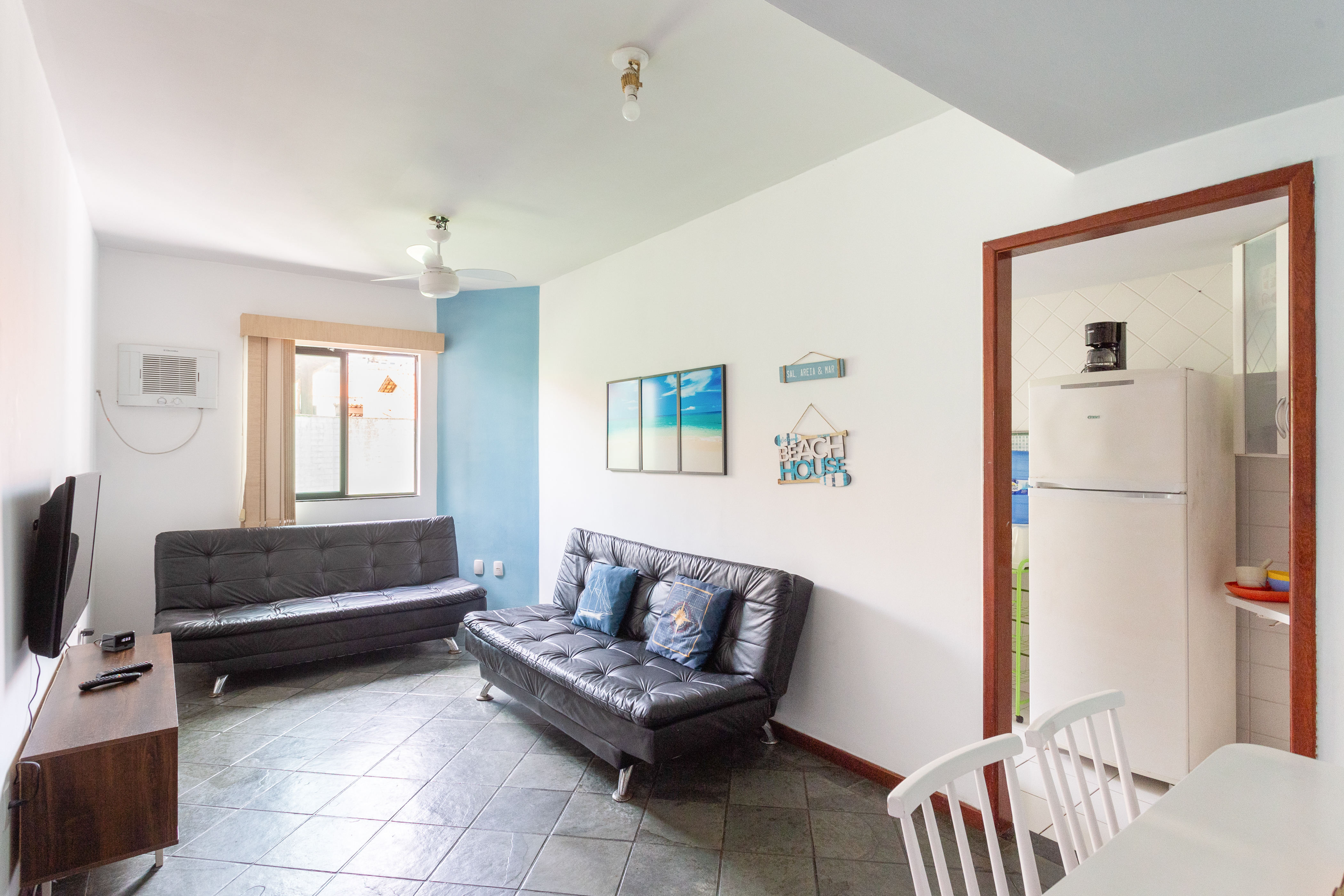 Cozy Ap 50m from the beach in Arraial!