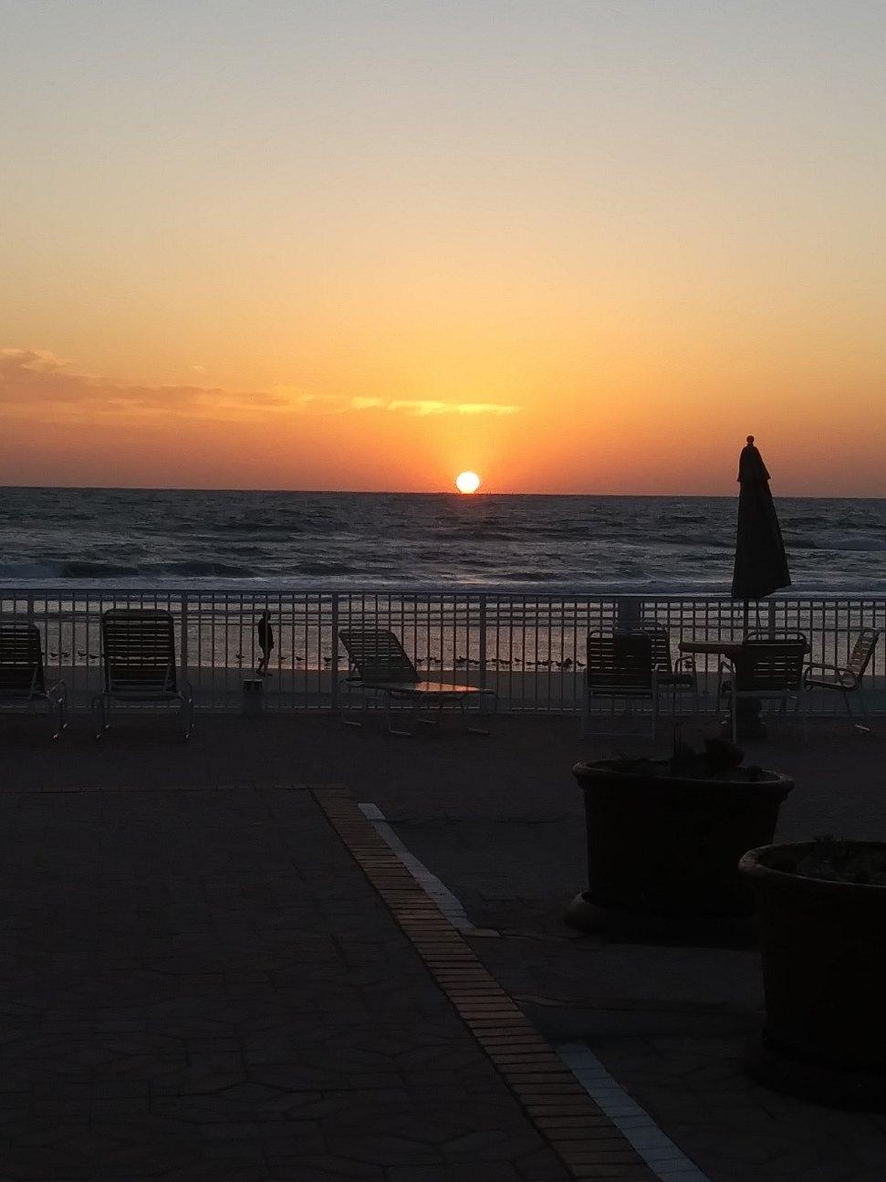 Great Ocean Views from YOUR Balcony-RELAX & ENJOY!