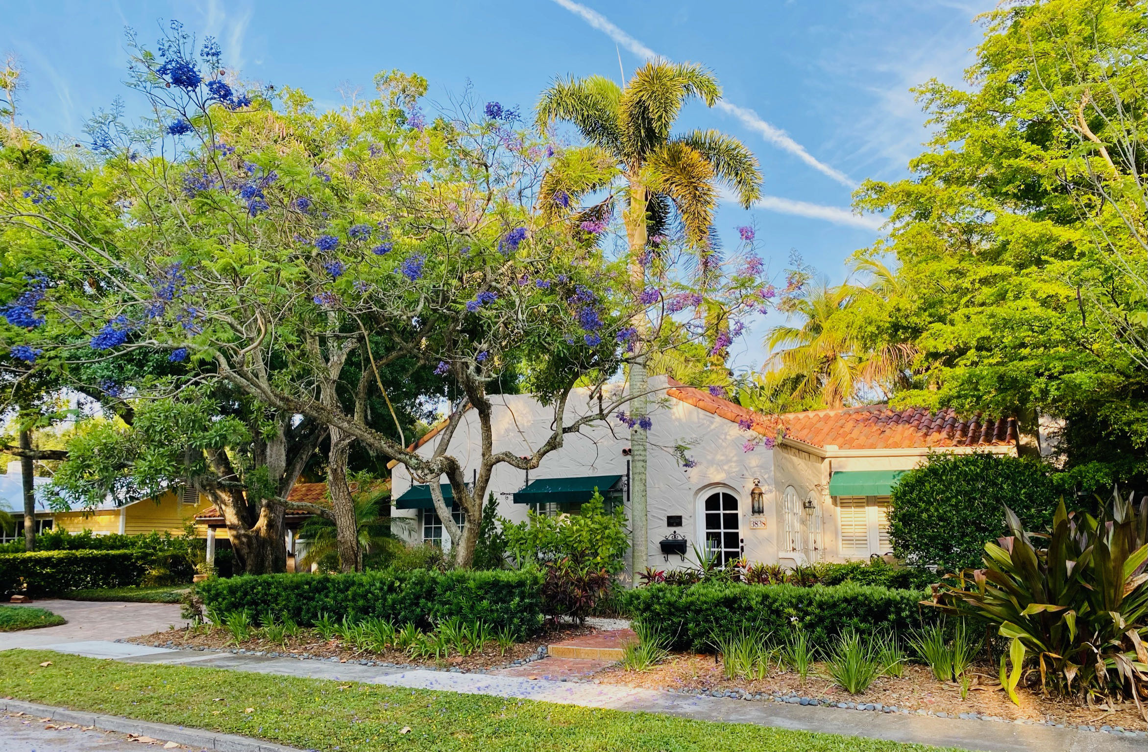 Luxury villa near Siesta heated, screened pool Houses for Rent in