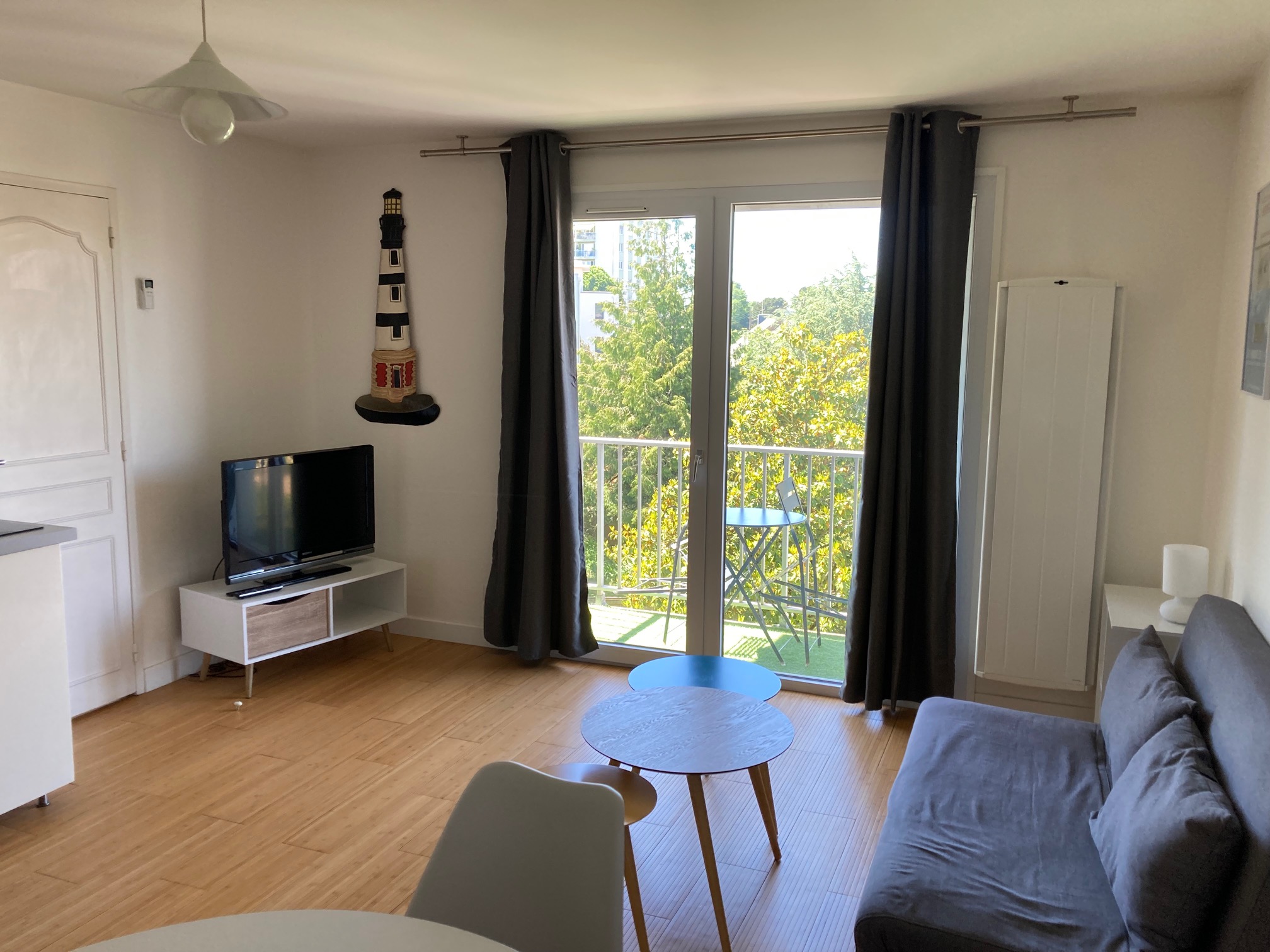 Quiet apartment 100 m from Villes Beach