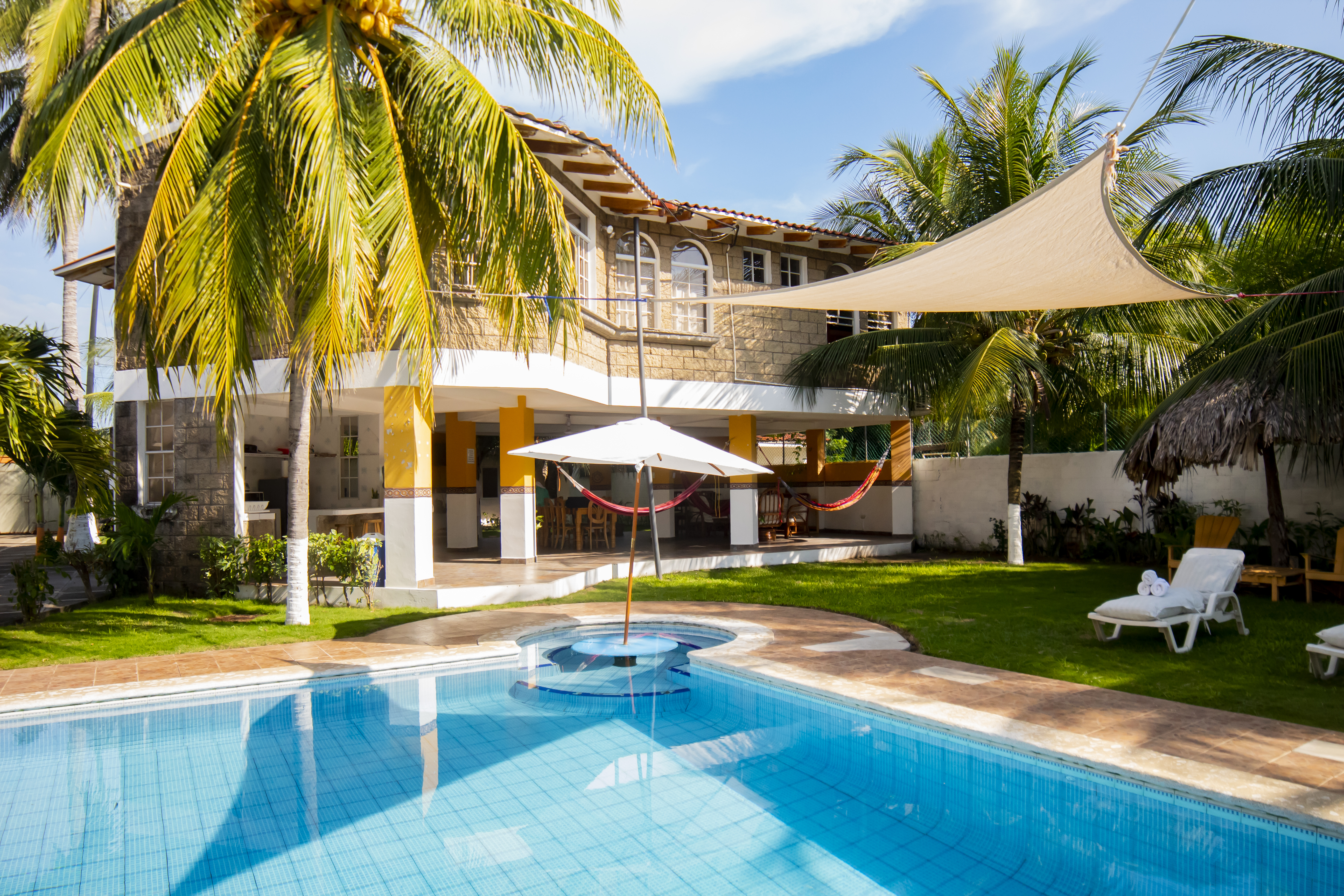 Rancho Las Olas, Costa Azul, El Salvador.
