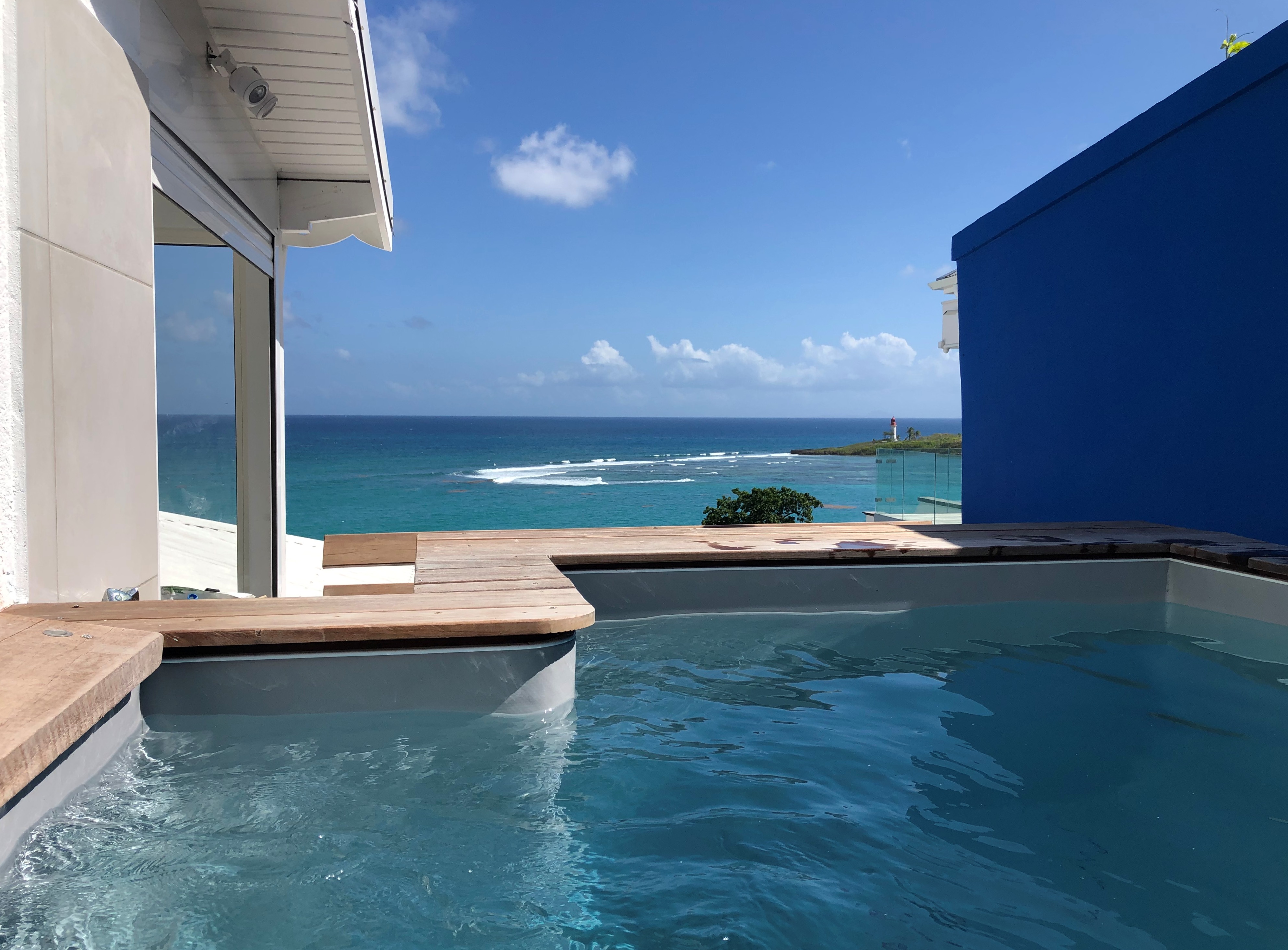DEEP BLUE apartment with sea view - private pool