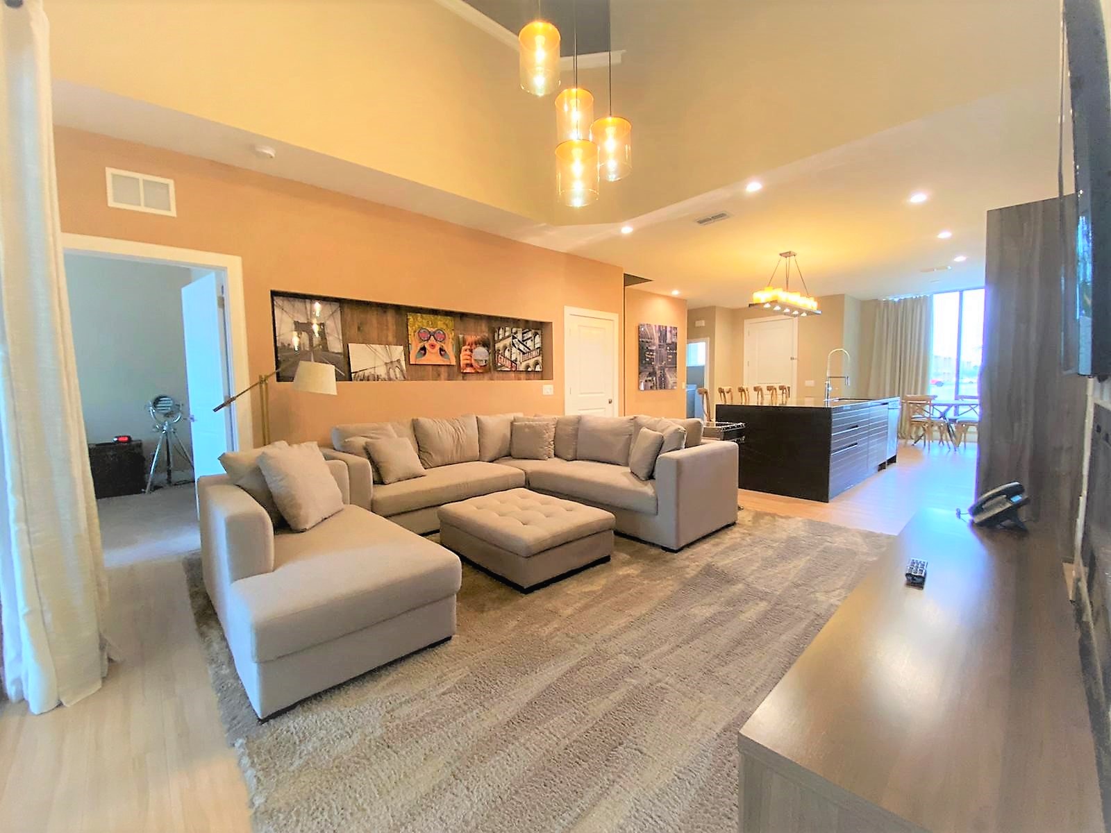 7545 Magic Village 4 suites  modern 6 min Disney