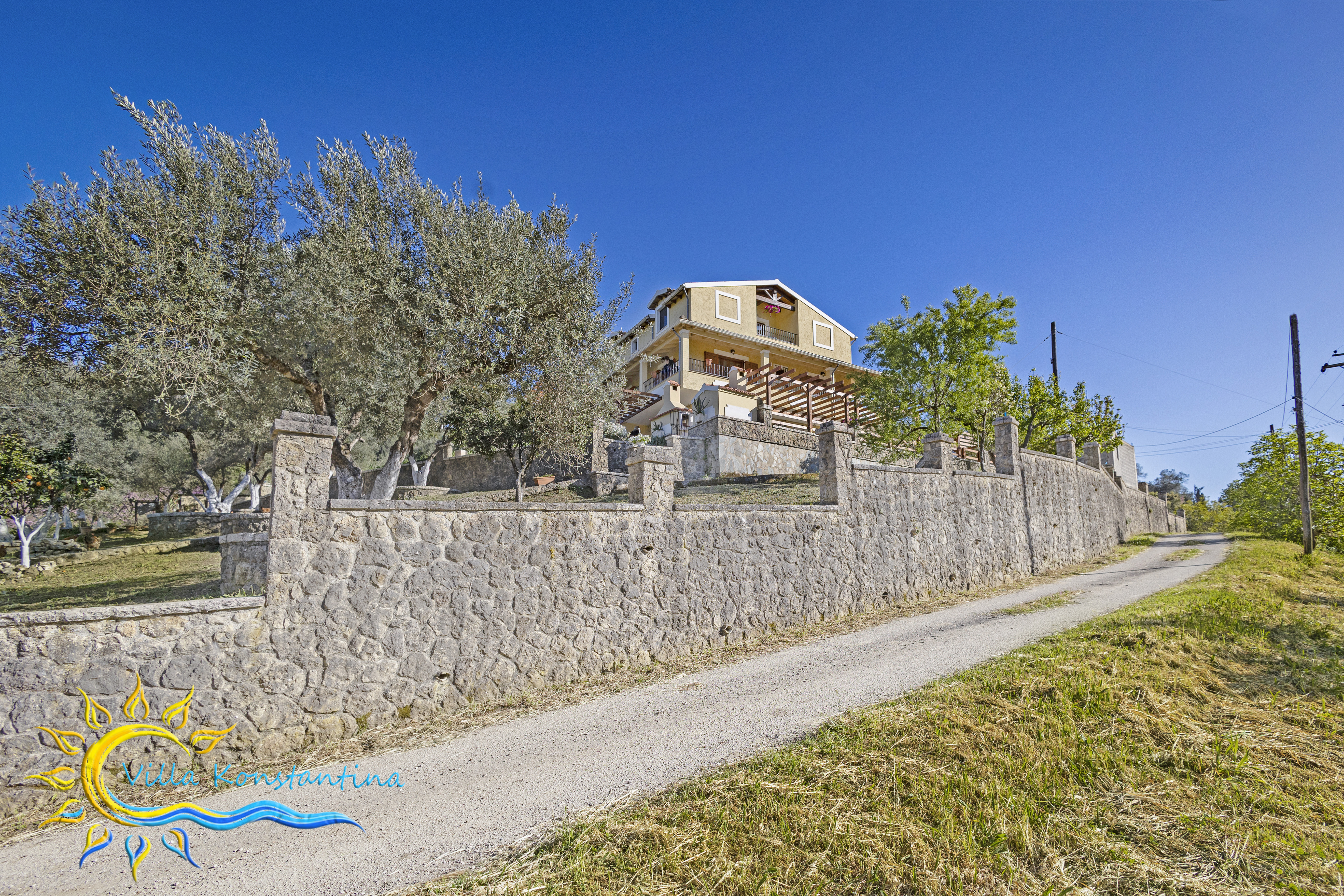VILLA KONSTANTINA I