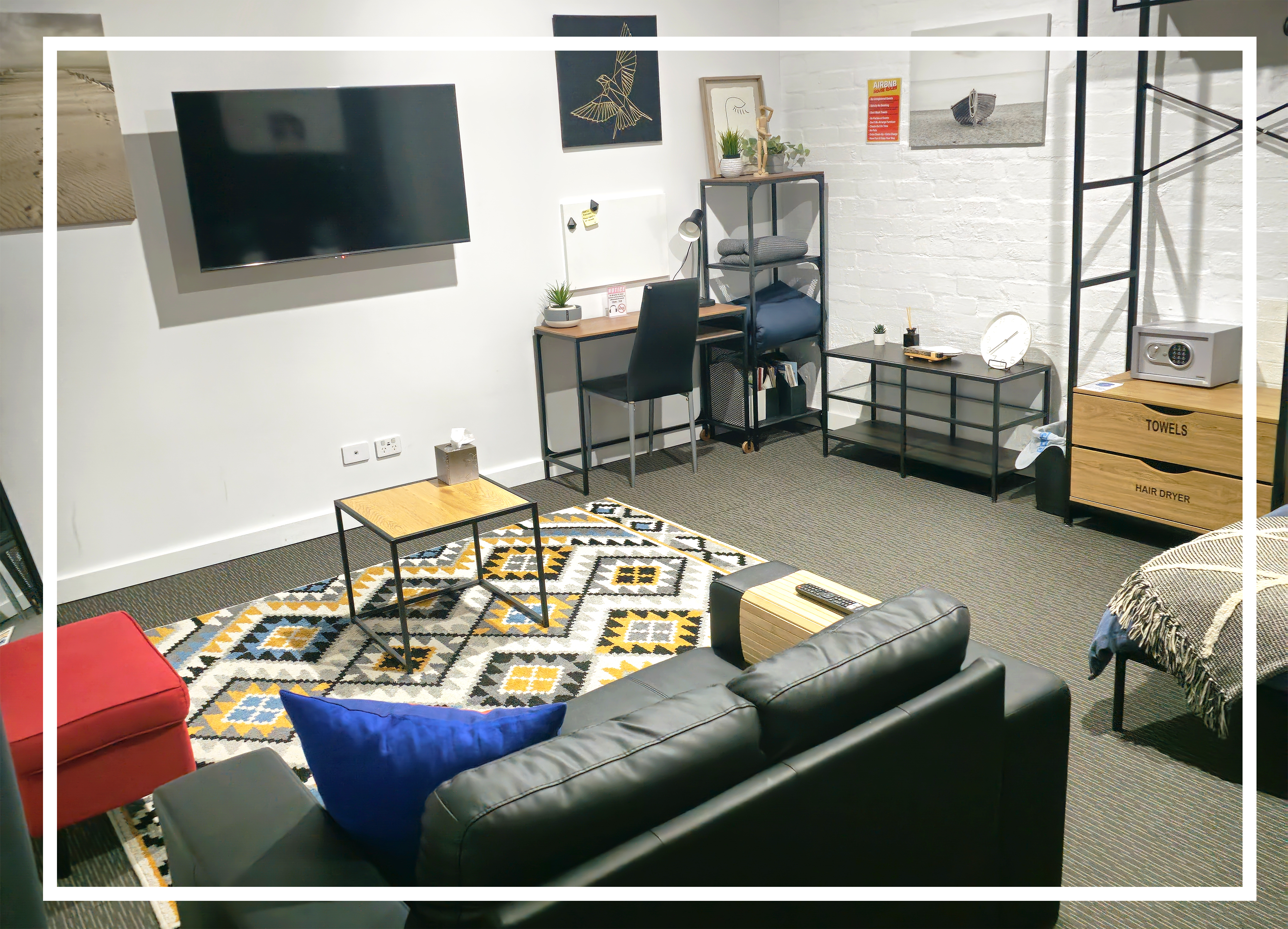 Enjoyable Private Studios R3 - 900+ 5 Star Reviews