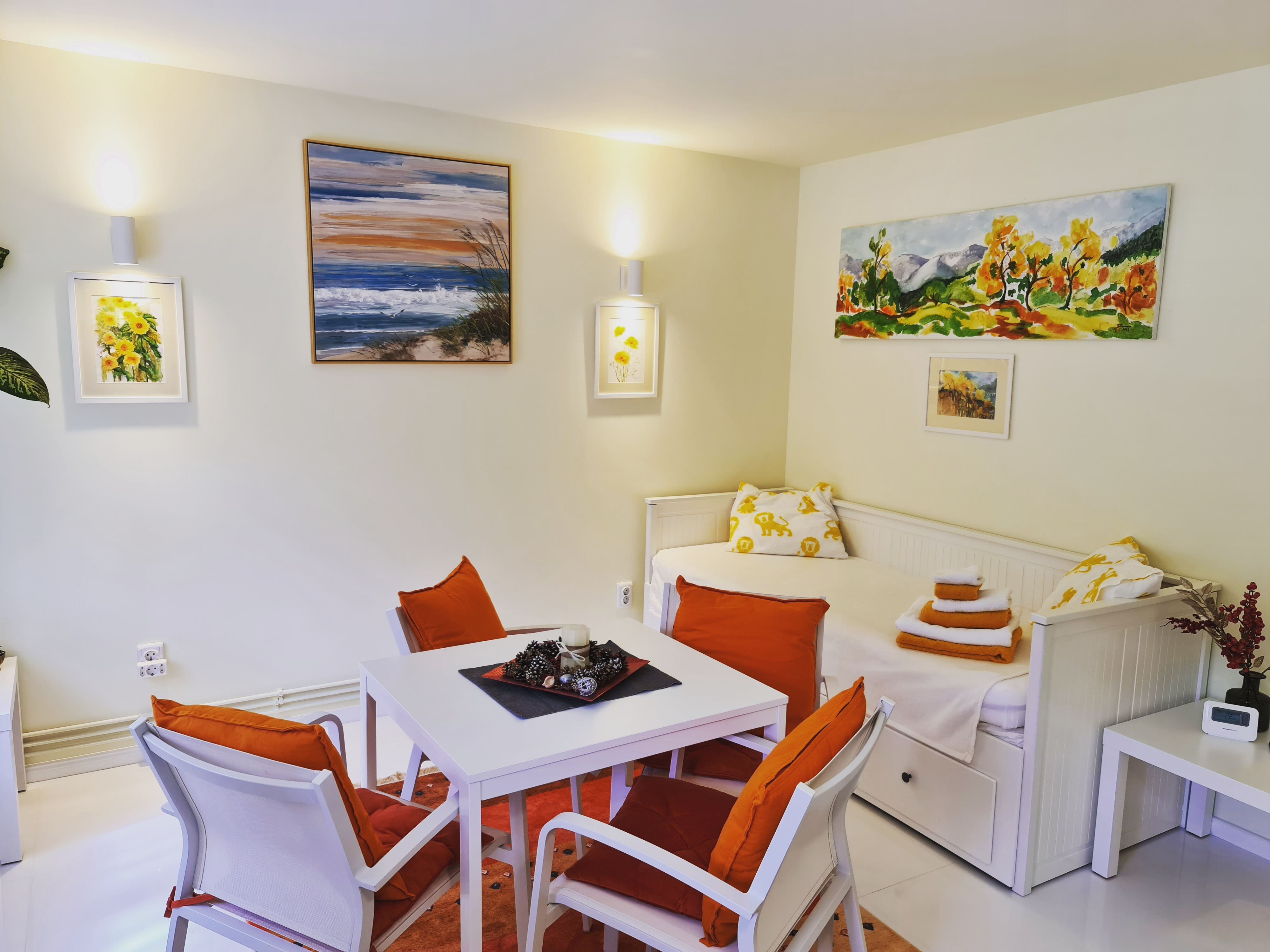 The White Busteni Apartment