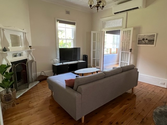 Three Bedroom Victorian-style Home in CBD