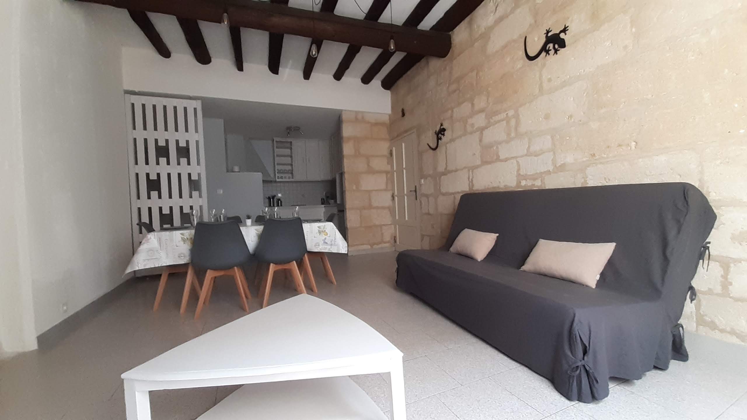 Charming house nearby docks, with small garage