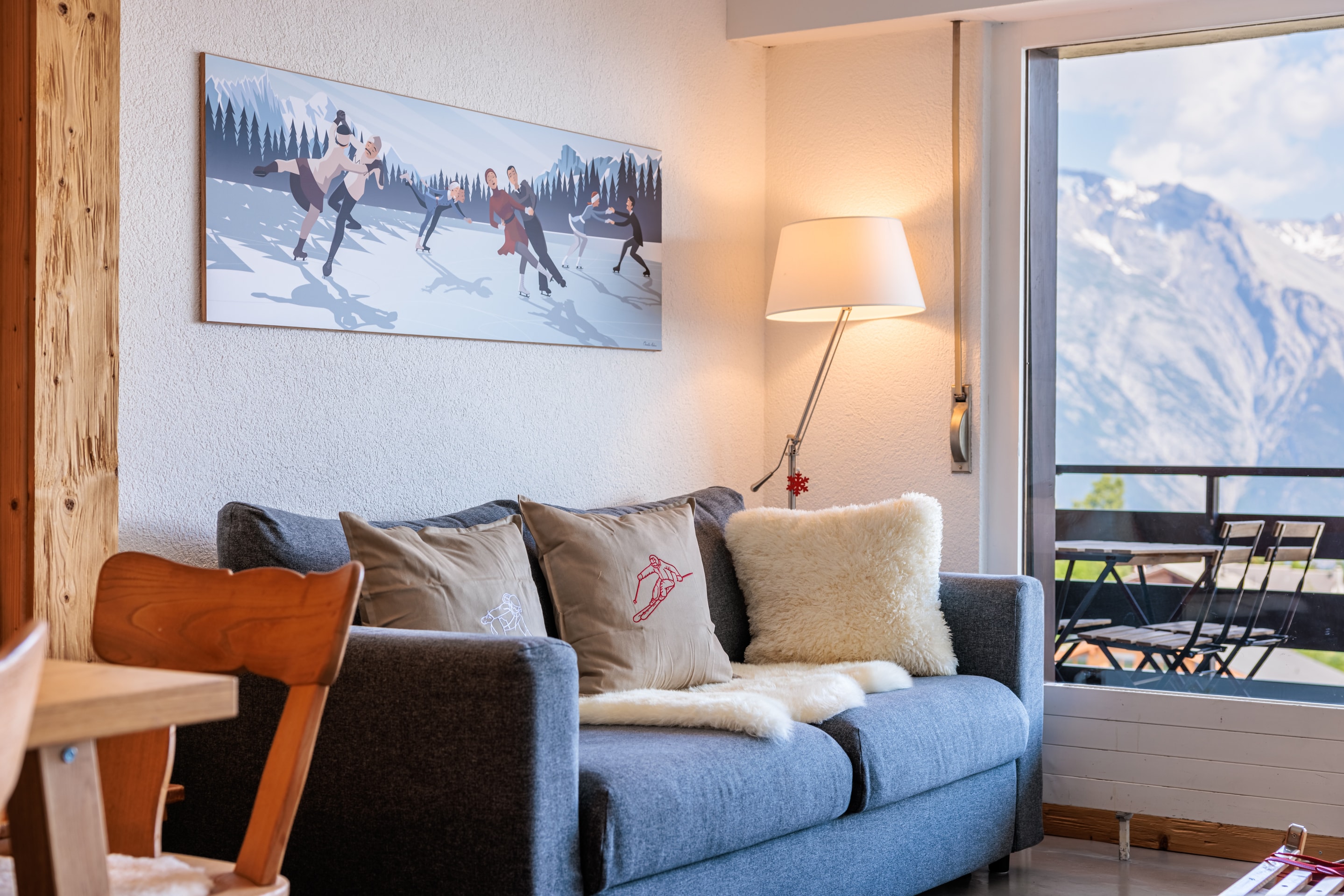 Ski-in ski-out. Renewed studio with amazing view