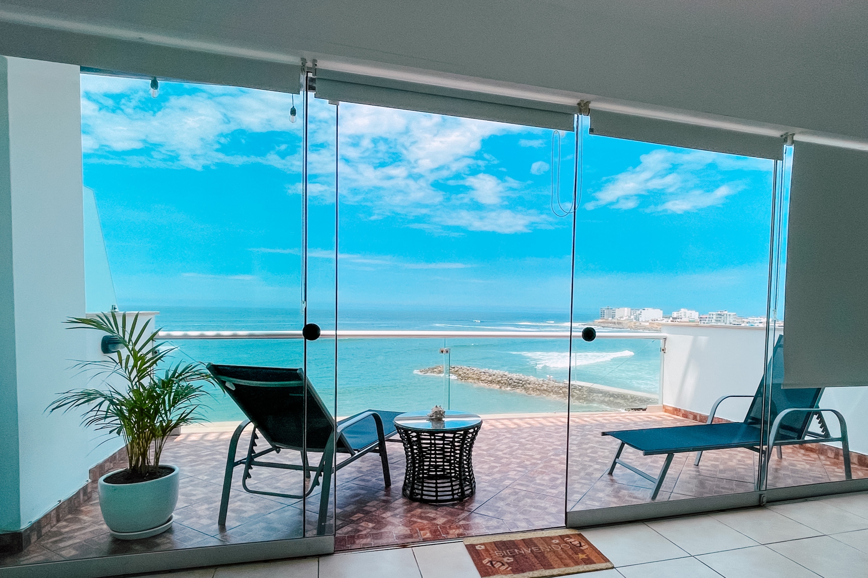 Oceanfront apartment in San Bartolo Norte